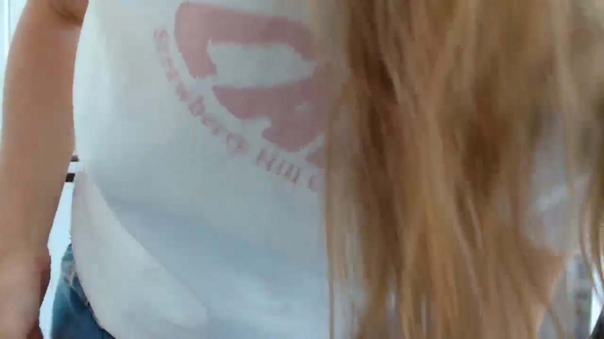 Gallery image thumbnail from ImKeira's myfreecams stream on, 07/15/2024, 11:05 image 7 of 20