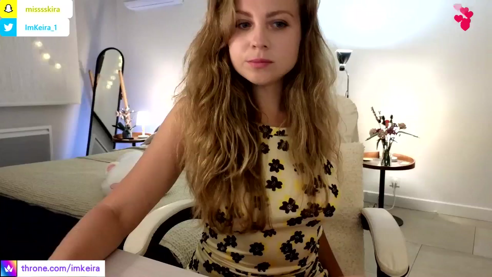 Gallery image thumbnail from ImKeira's myfreecams stream on, 07/17/2024, 21:27 image 7 of 20