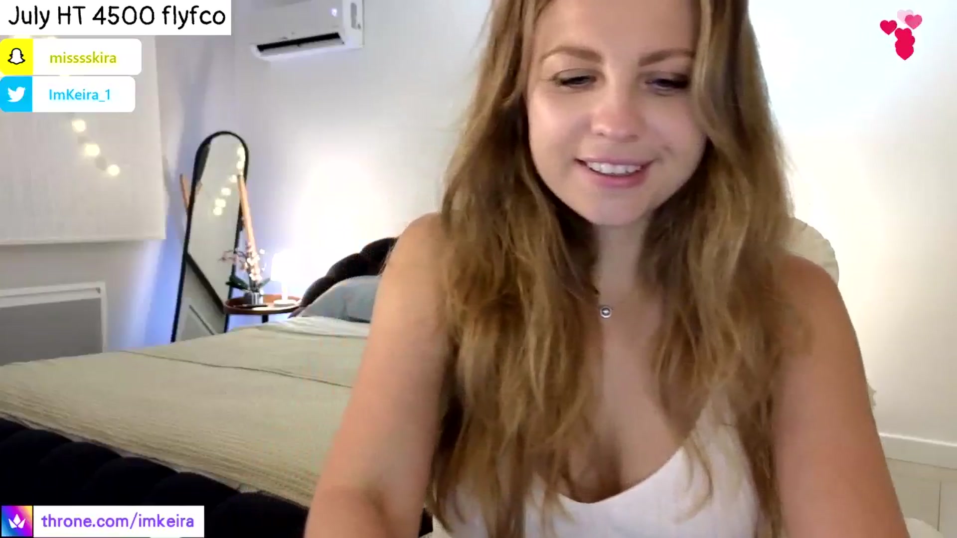 Gallery image thumbnail from ImKeira's myfreecams stream on, 07/25/2024, 20:38 image 15 of 20