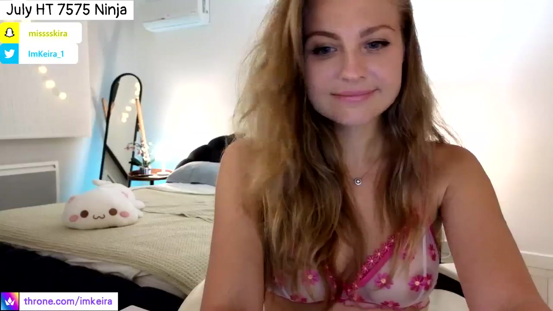 Gallery image thumbnail from ImKeira's myfreecams stream on, 07/31/2024, 21:36 image 9 of 20