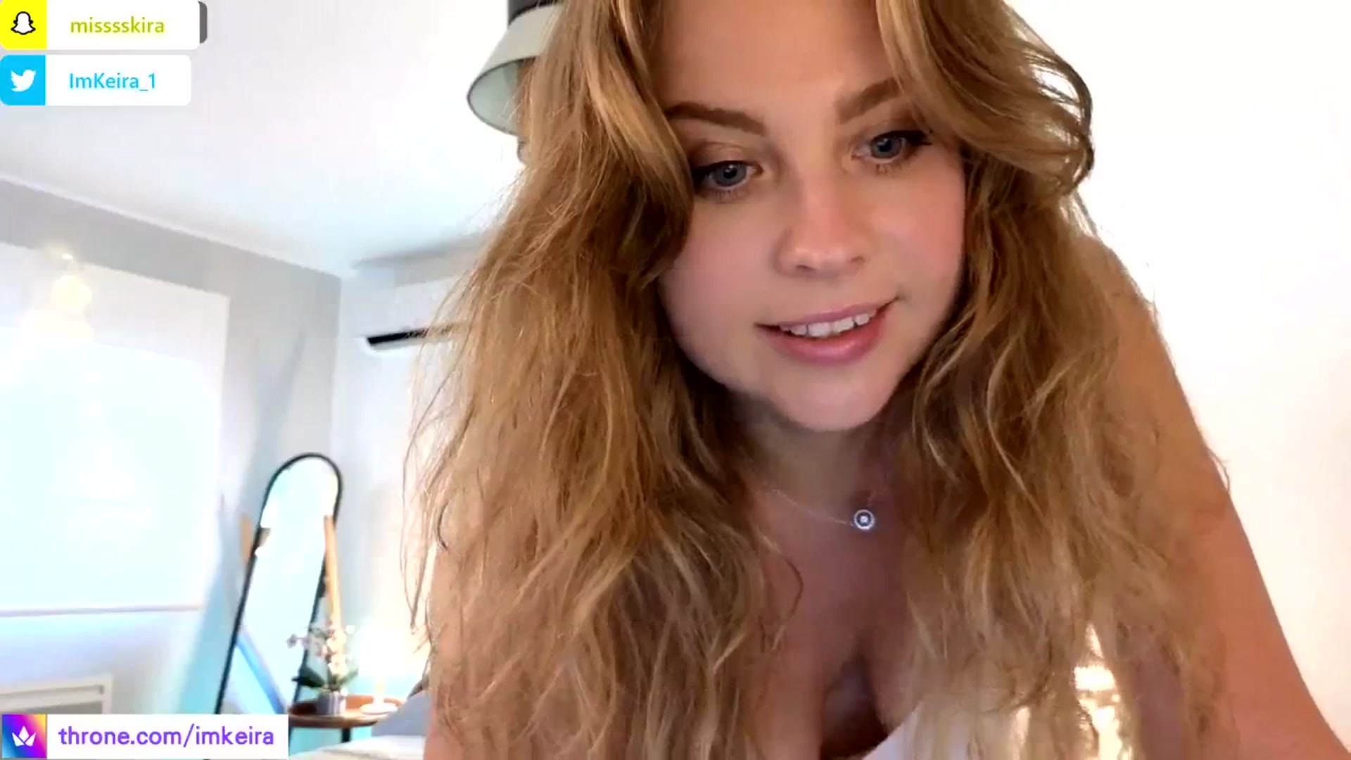 Gallery image thumbnail from ImKeira's myfreecams stream on, 08/06/2024, 21:13 image 3 of 20