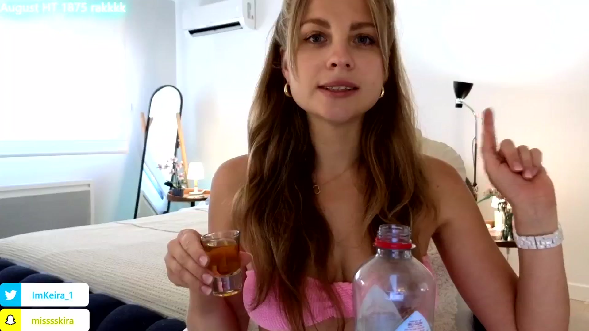 Gallery image thumbnail from ImKeira's myfreecams stream on, 08/12/2024, 11:19 image 17 of 20