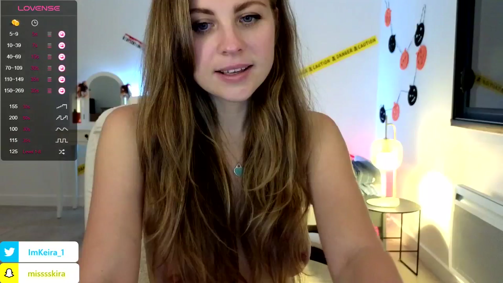 Gallery image thumbnail from ImKeira's myfreecams stream on, 10/19/2024, 20:28 image 18 of 20