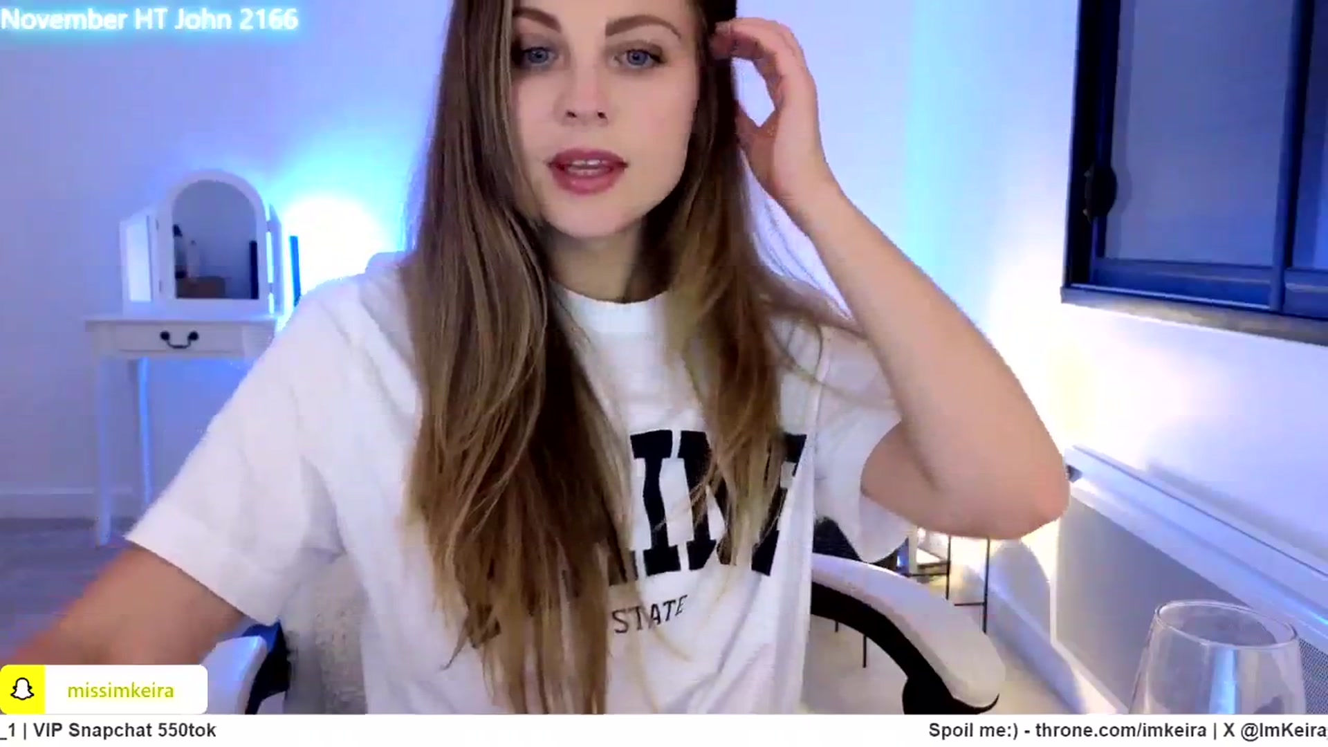 Gallery image thumbnail from ImKeira's myfreecams stream on, 11/21/2024, 23:46 image 6 of 20