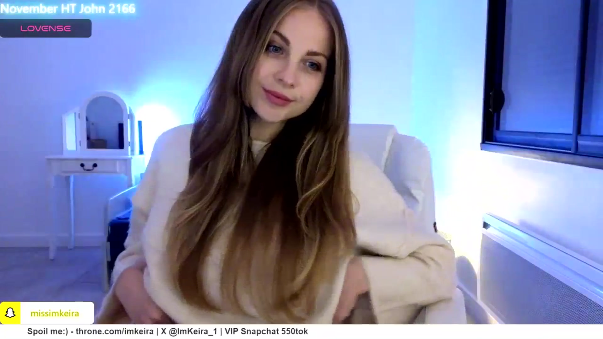 Gallery image thumbnail from ImKeira's myfreecams stream on, 11/23/2024, 19:09 image 7 of 20