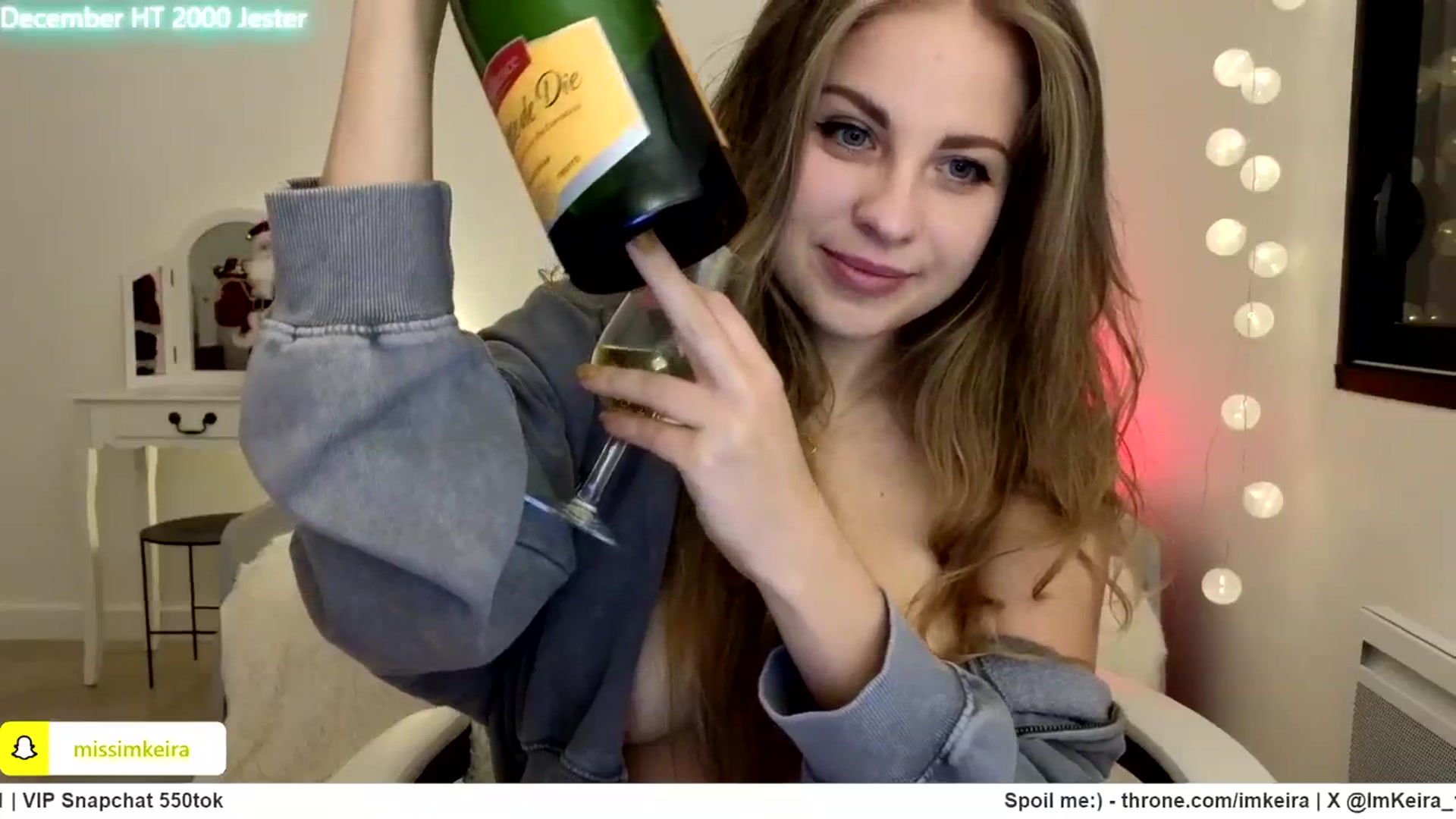 Gallery image thumbnail from ImKeira's myfreecams stream on, 12/03/2024, 22:46 image 14 of 20