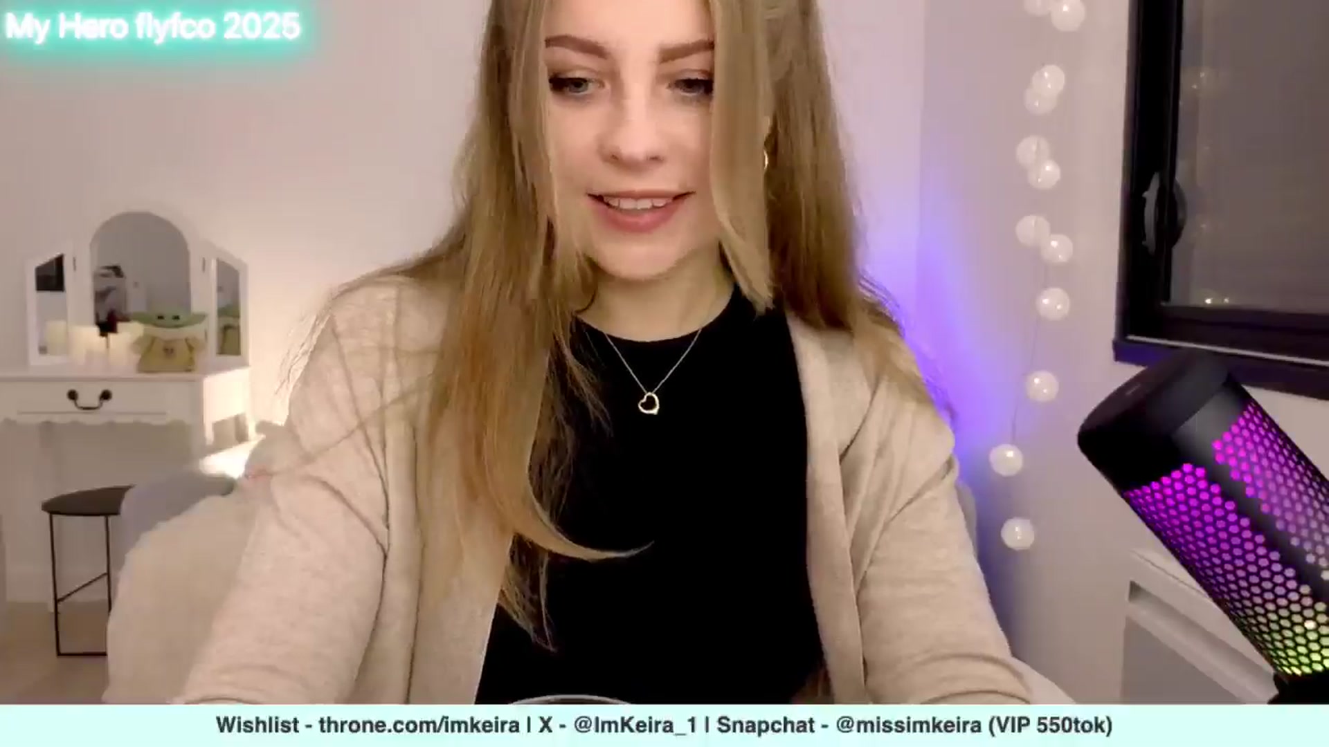 Gallery image thumbnail from ImKeira's myfreecams stream on, 01/07/2025, 21:10 image 7 of 20