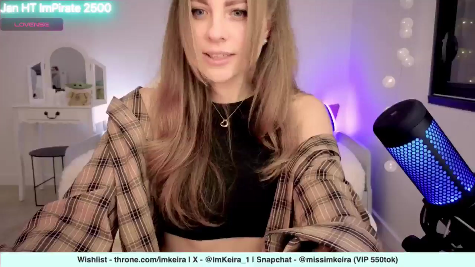 Gallery image thumbnail from ImKeira's myfreecams stream on, 01/26/2025, 19:27 image 20 of 20
