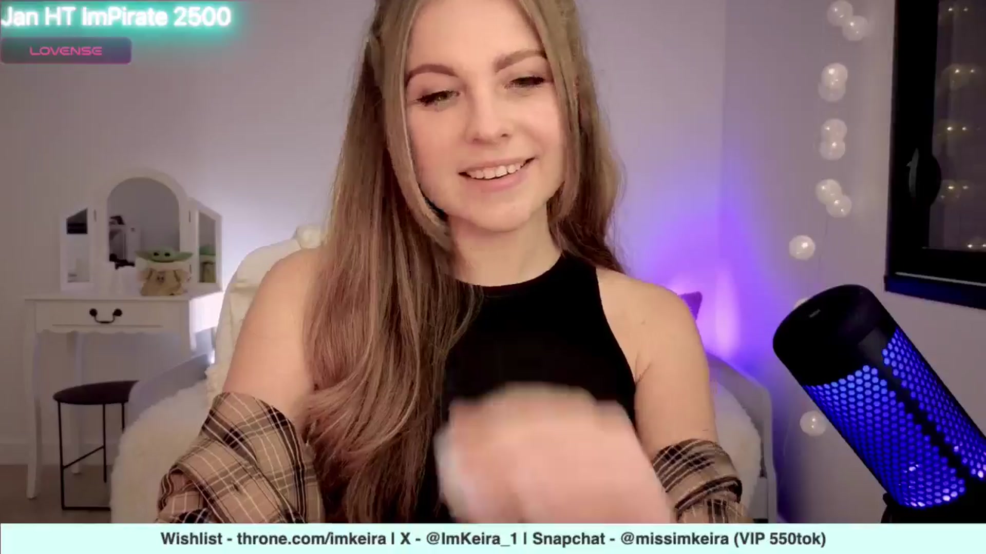 Gallery image thumbnail from ImKeira's myfreecams stream on, 01/26/2025, 19:27 image 17 of 20