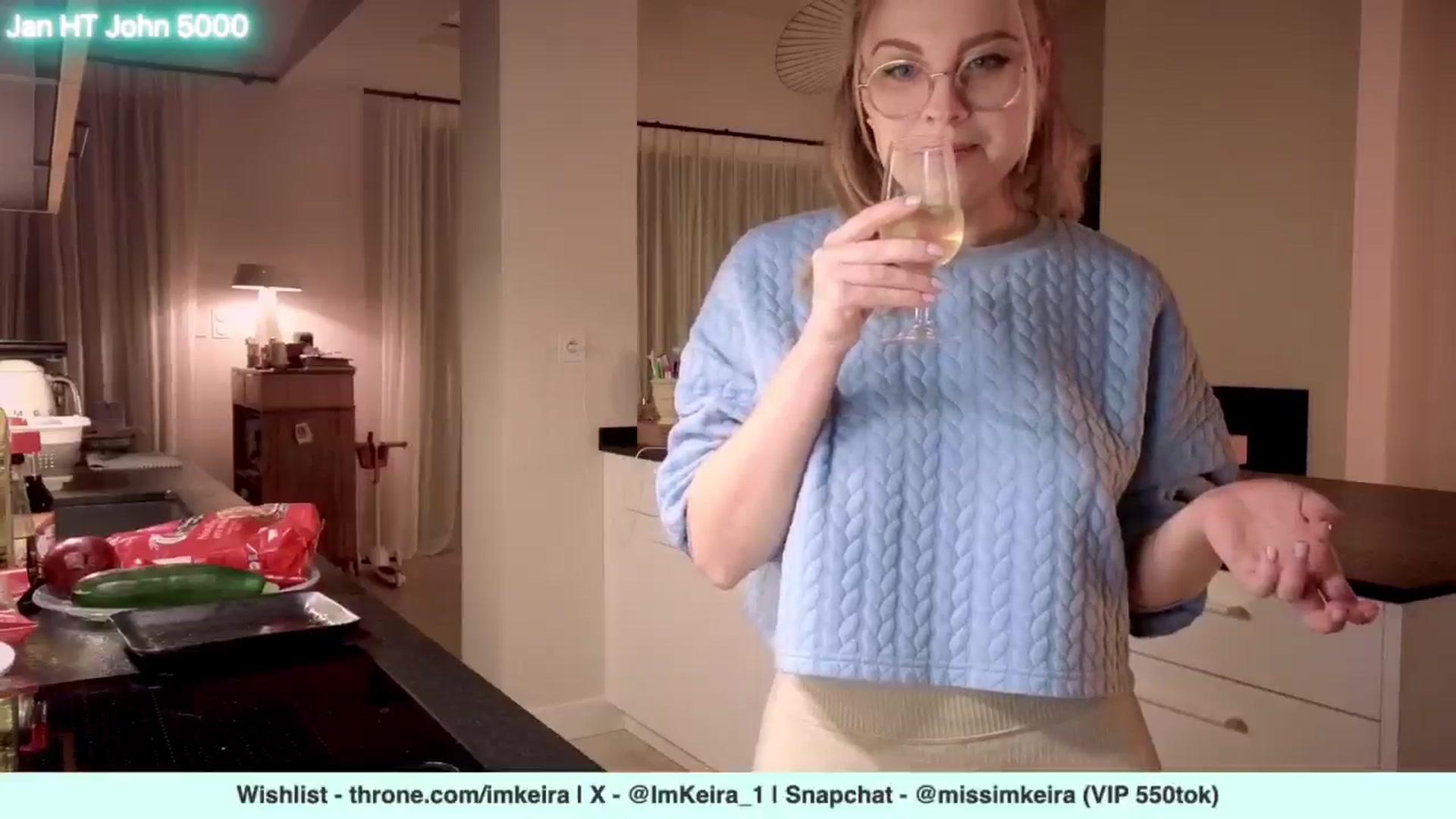 Gallery image thumbnail from ImKeira's myfreecams stream on, 01/28/2025, 20:25 image 7 of 20