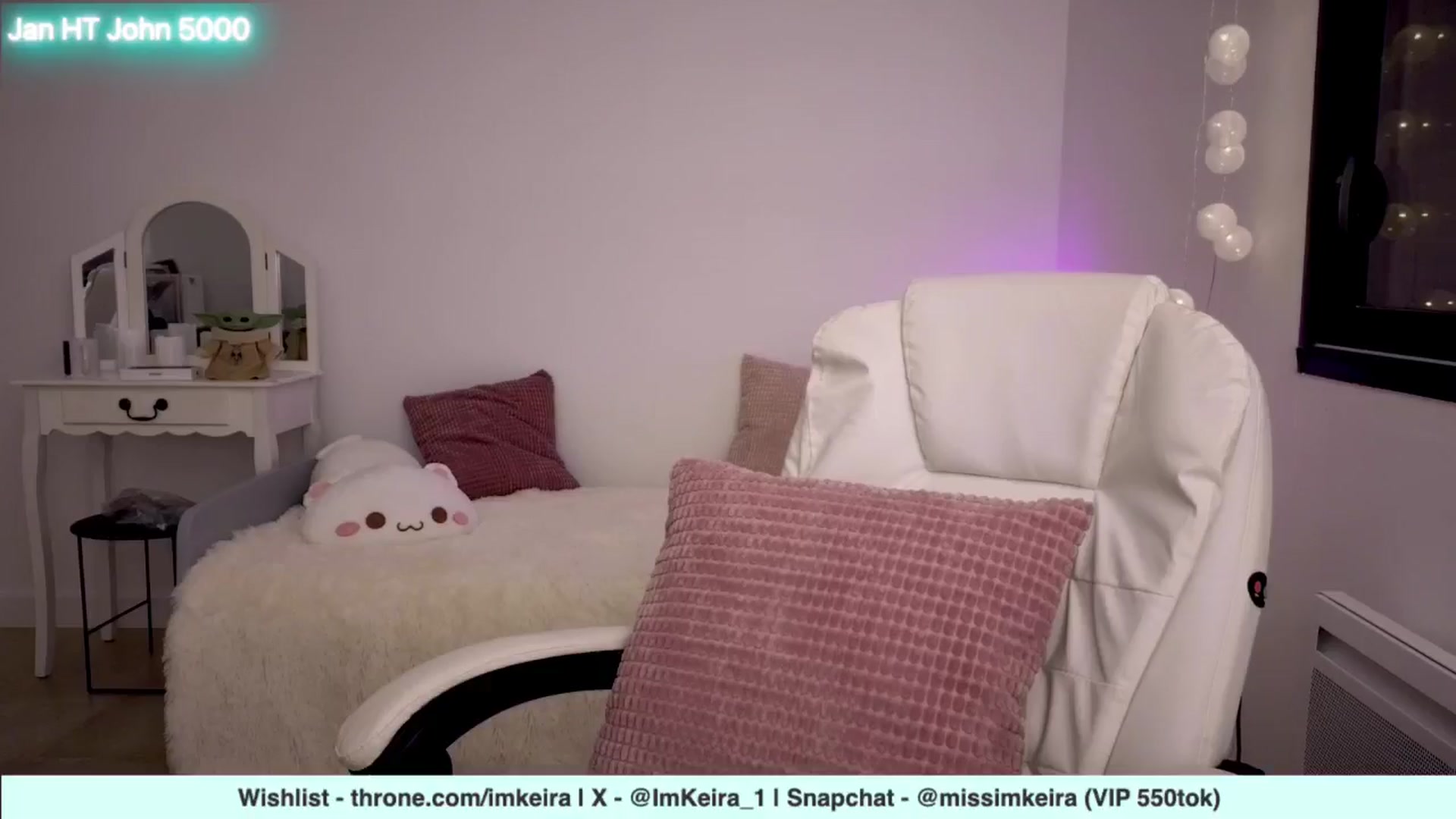 Gallery image thumbnail from ImKeira's myfreecams stream on, 01/28/2025, 23:38 image 16 of 20
