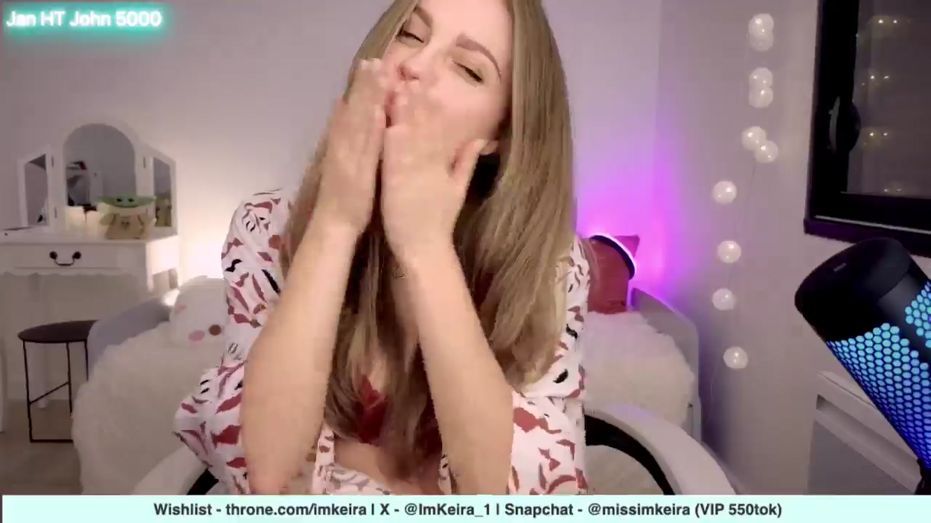 Gallery image thumbnail from ImKeira's myfreecams stream on, 01/29/2025, 22:49 image 16 of 20