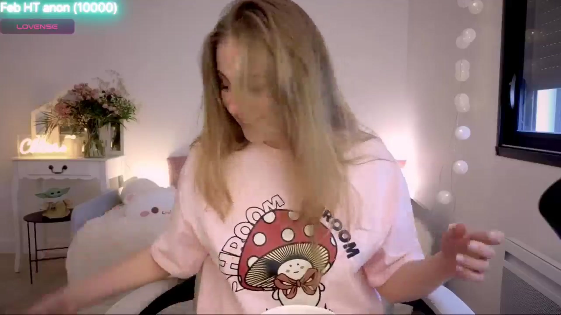 Gallery image thumbnail from ImKeira's myfreecams stream on, 02/22/2025, 12:17 image 12 of 20