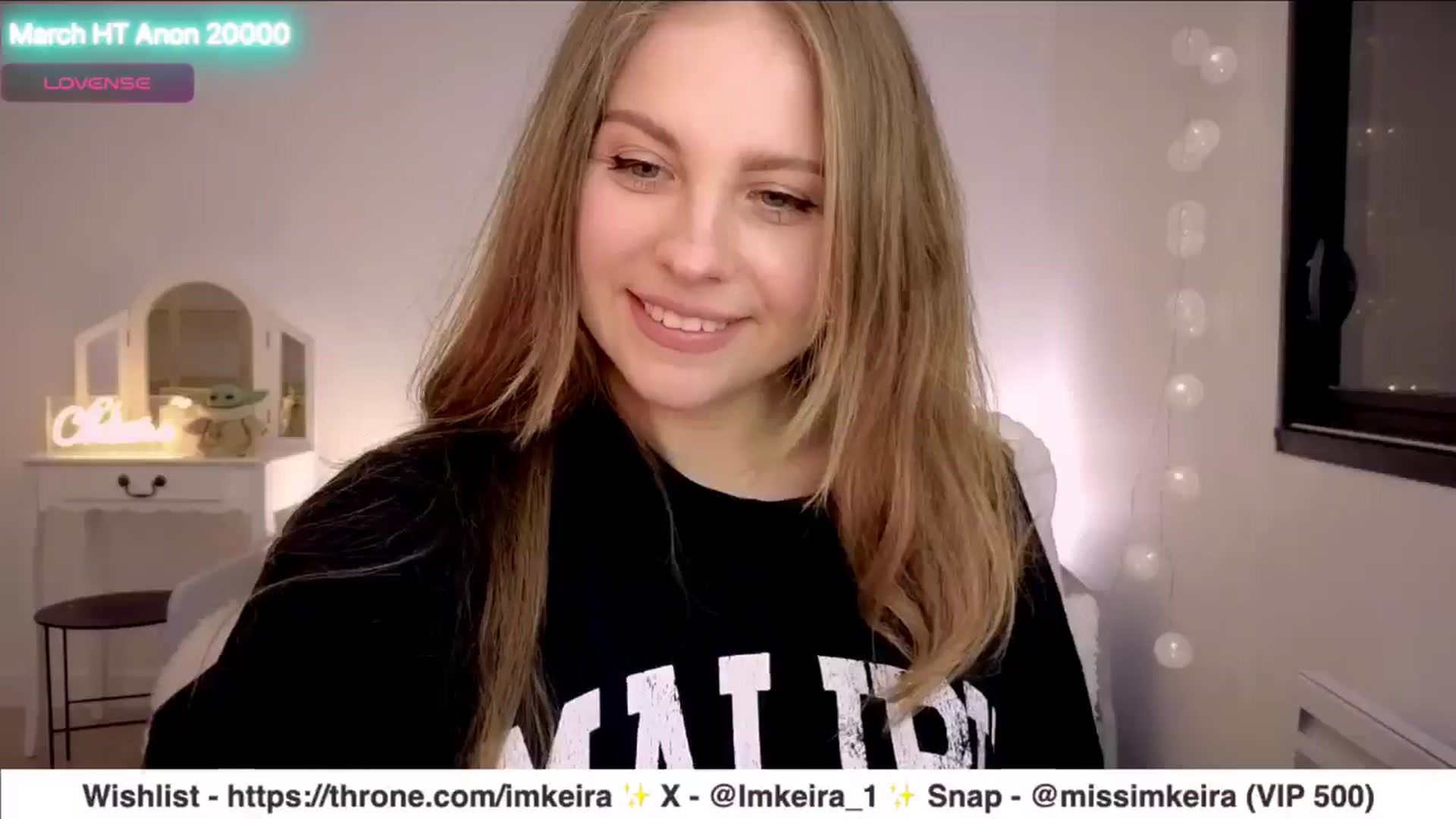 Gallery image thumbnail from ImKeira's myfreecams stream on, 03/10/2025, 24:08 image 6 of 20