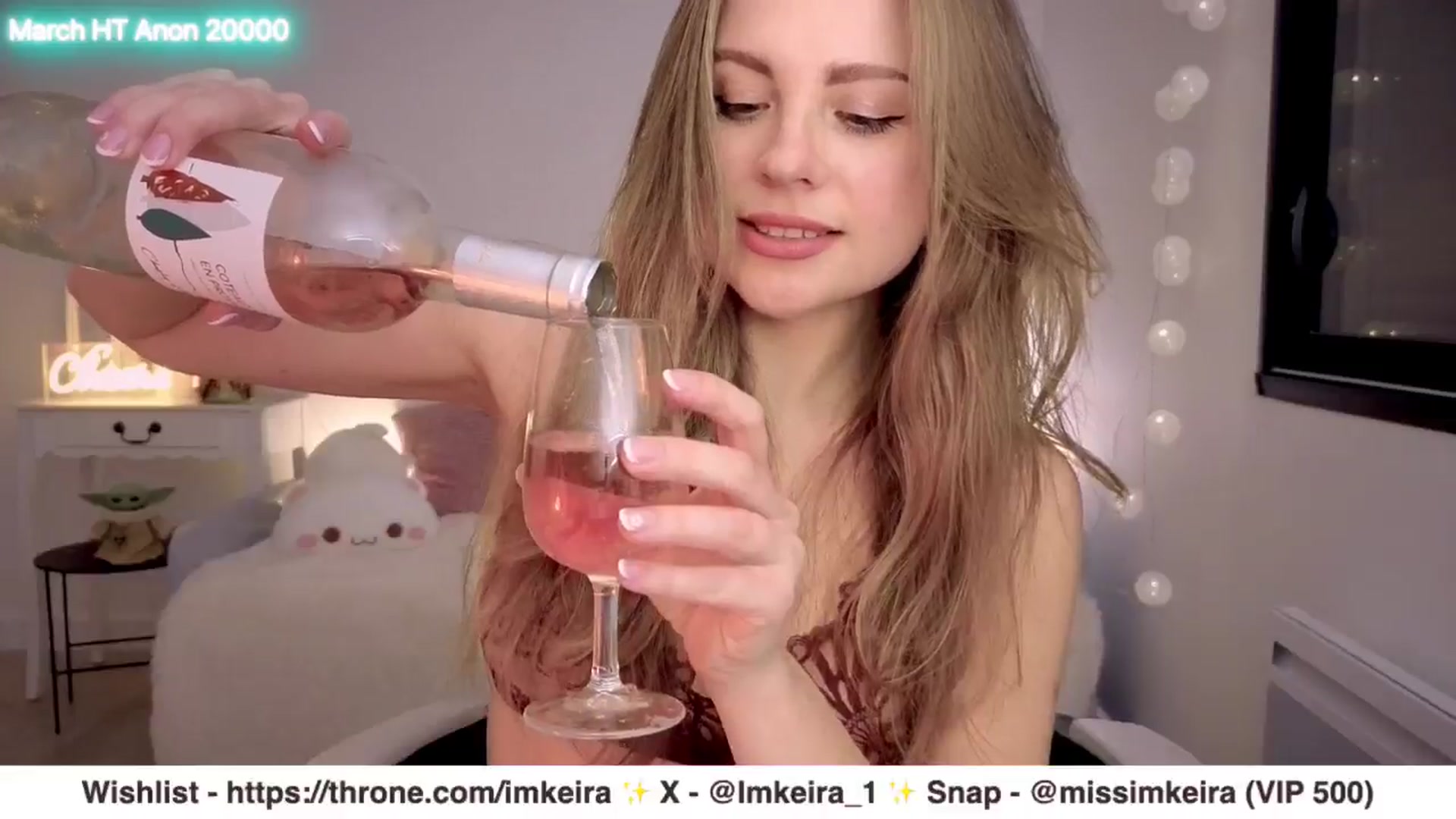 Gallery image thumbnail from ImKeira's myfreecams stream on, 03/11/2025, 21:13 image 4 of 20