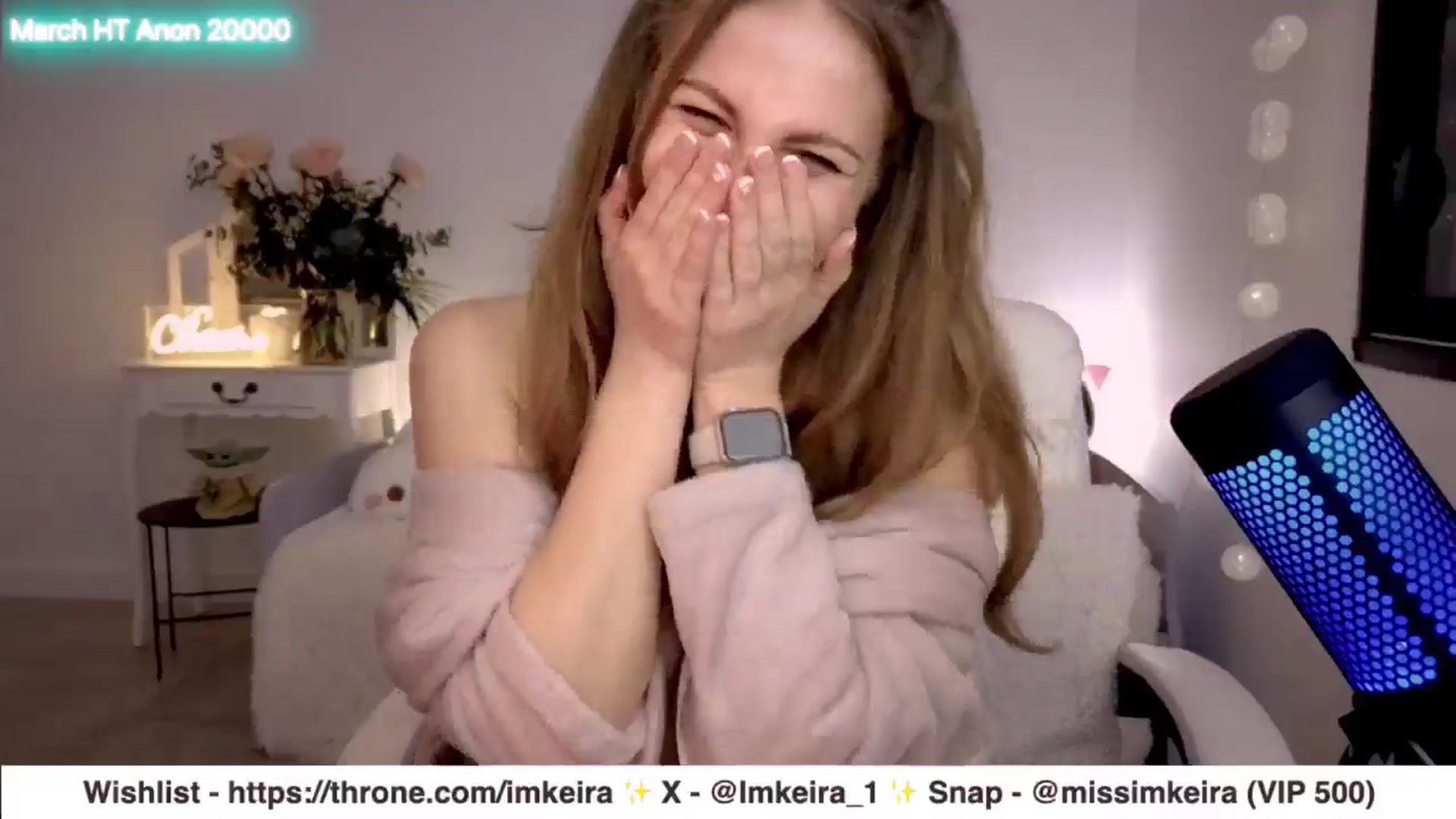 Gallery image thumbnail from ImKeira's myfreecams stream on, 03/13/2025, 24:26 image 20 of 20