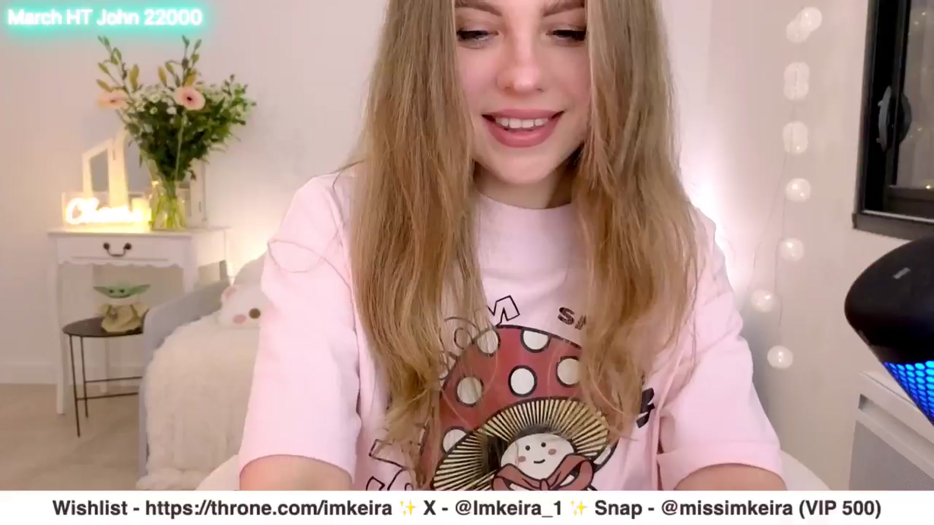 Gallery image thumbnail from ImKeira's myfreecams stream on, 03/19/2025, 23:34 image 4 of 20