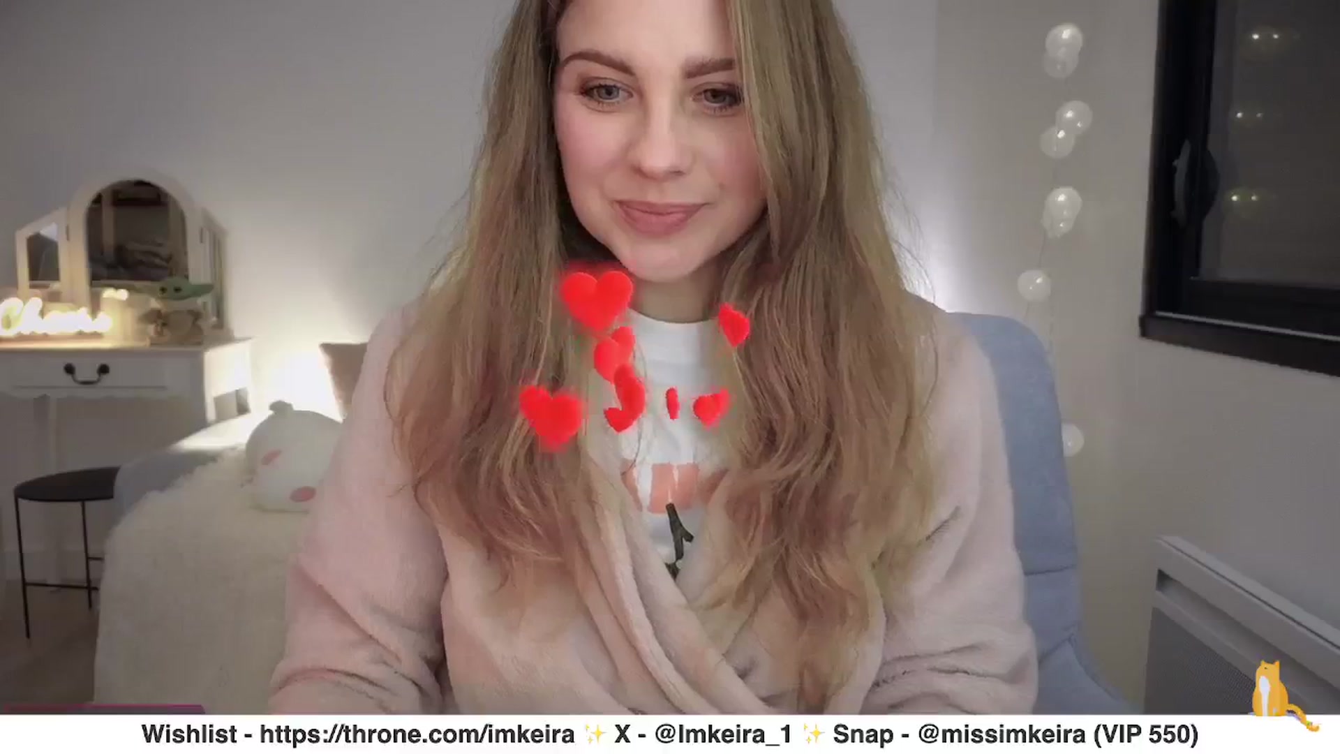 Gallery image thumbnail from ImKeira's myfreecams stream on, 04/03/2025, 22:37 image 10 of 20