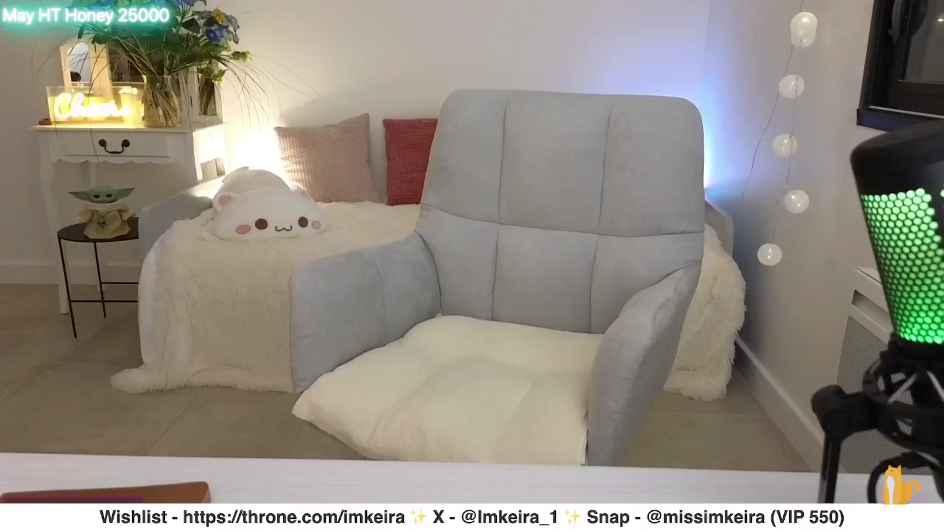 Gallery image thumbnail from ImKeira's myfreecams stream on, 05/13/2025, 22:16 image 18 of 20