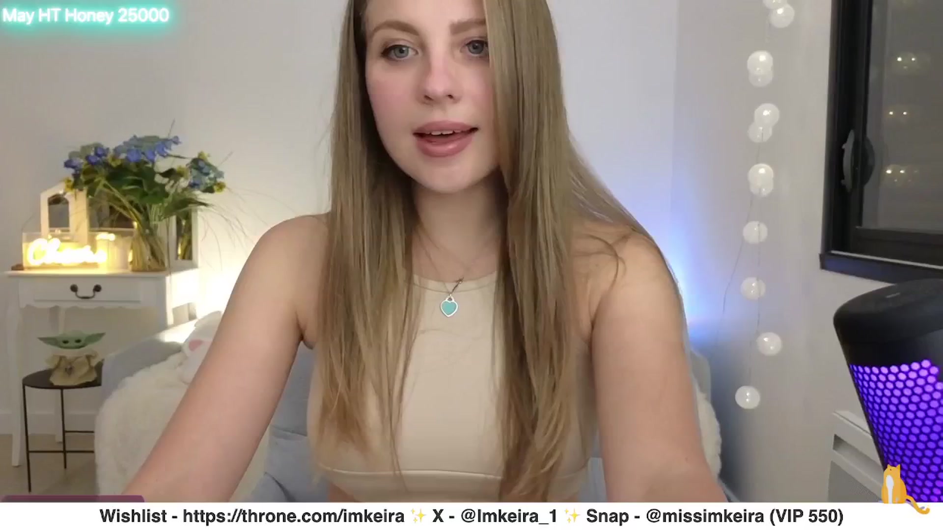 Gallery image thumbnail from ImKeira's myfreecams stream on, 05/15/2025, 22:21 image 6 of 20