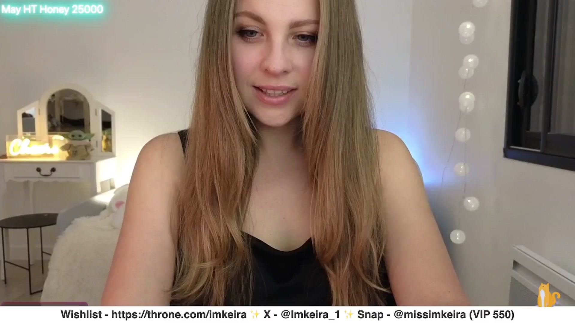 Gallery image thumbnail from ImKeira's myfreecams stream on, 05/19/2025, 22:37 image 1 of 20