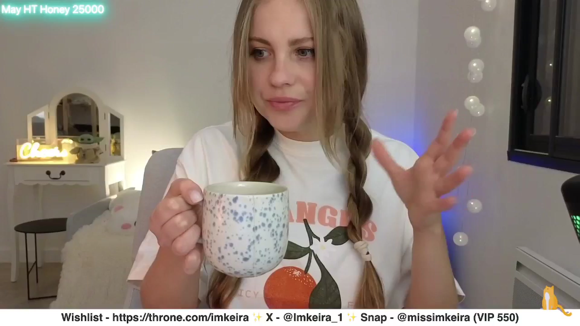 Gallery image thumbnail from ImKeira's myfreecams stream on, 05/26/2025, 21:09 image 4 of 20