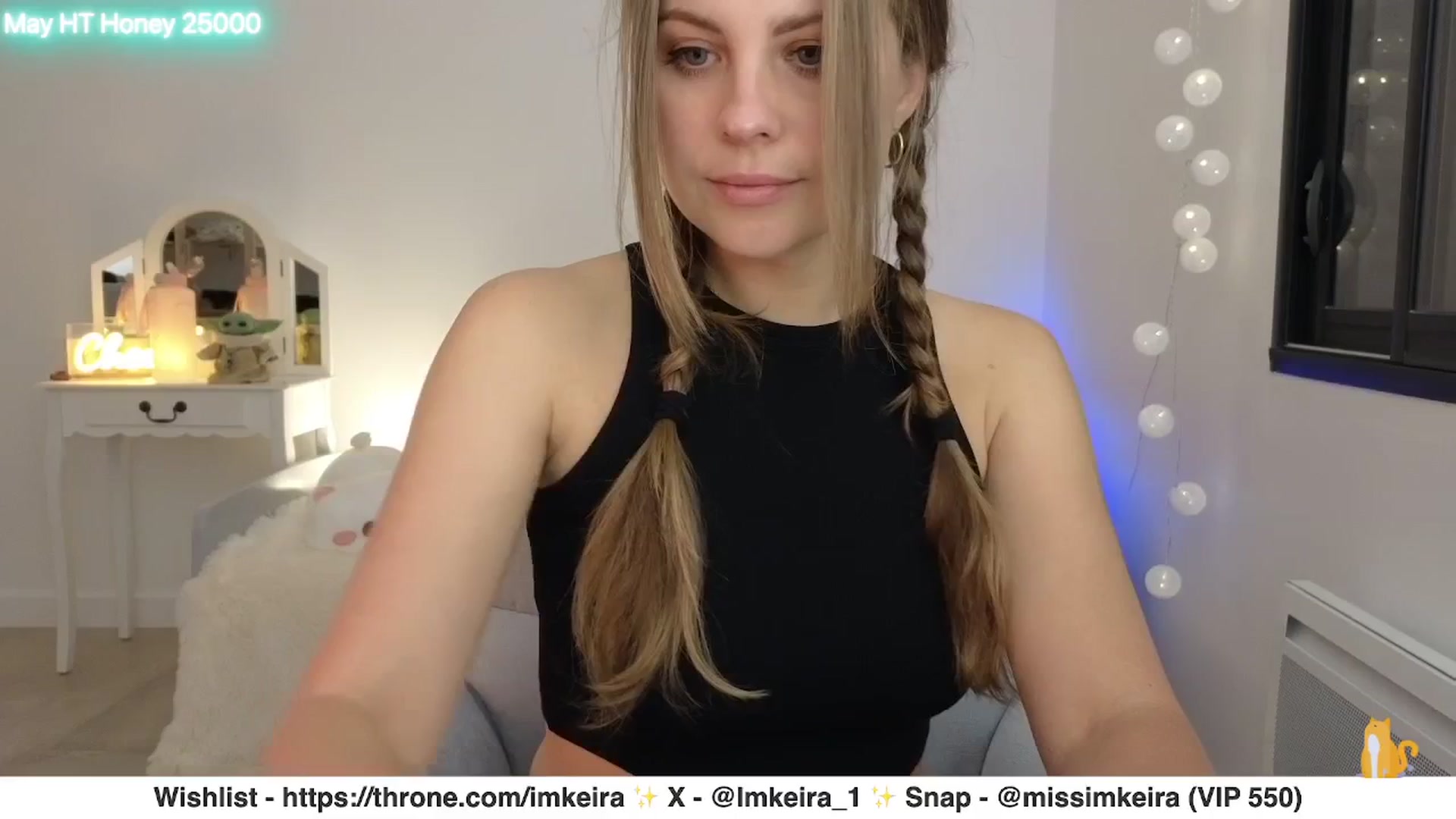 Gallery image thumbnail from ImKeira's myfreecams stream on, 05/27/2025, 21:20 image 1 of 20