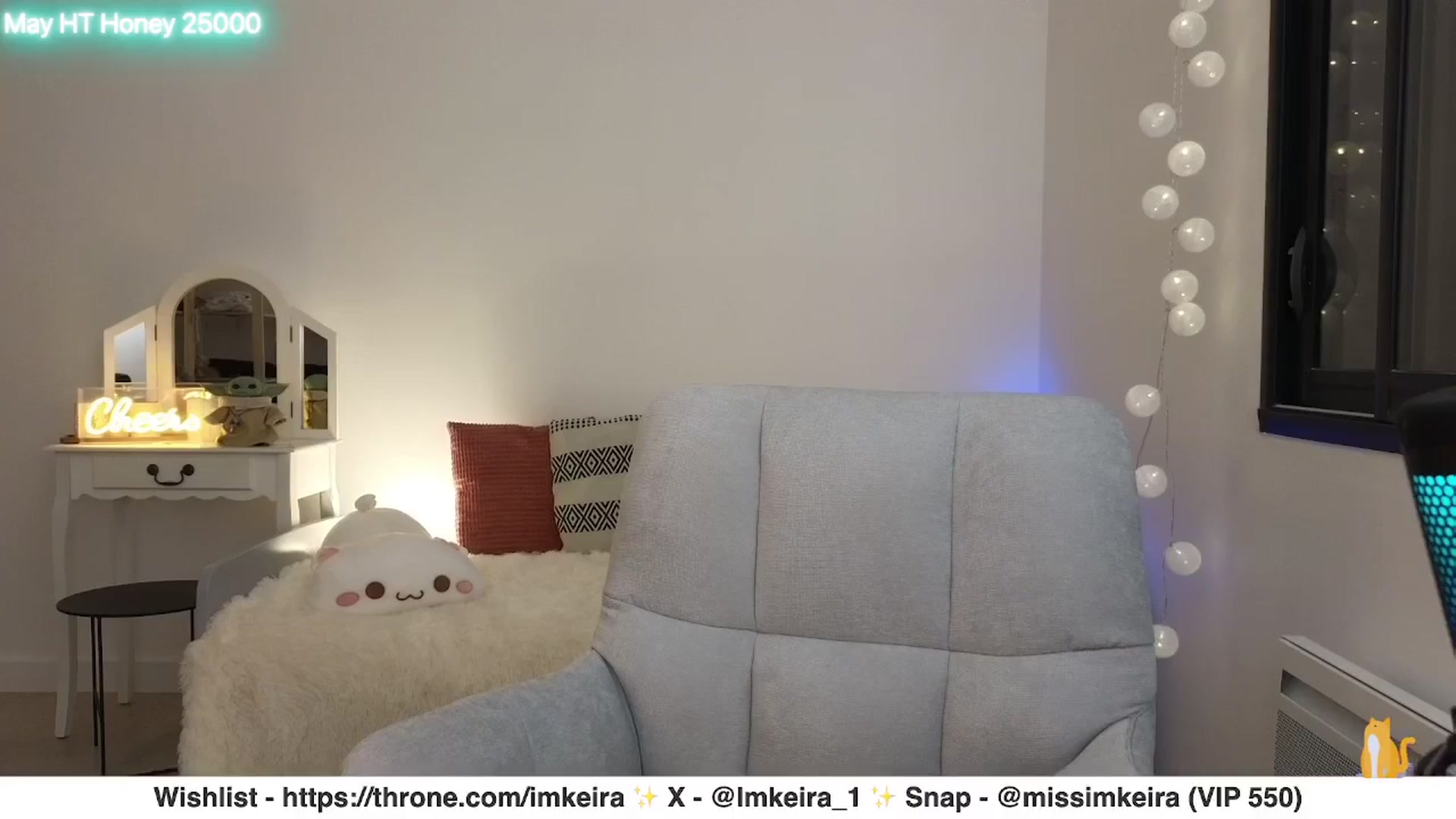 Gallery image thumbnail from ImKeira's myfreecams stream on, 05/27/2025, 21:20 image 16 of 20
