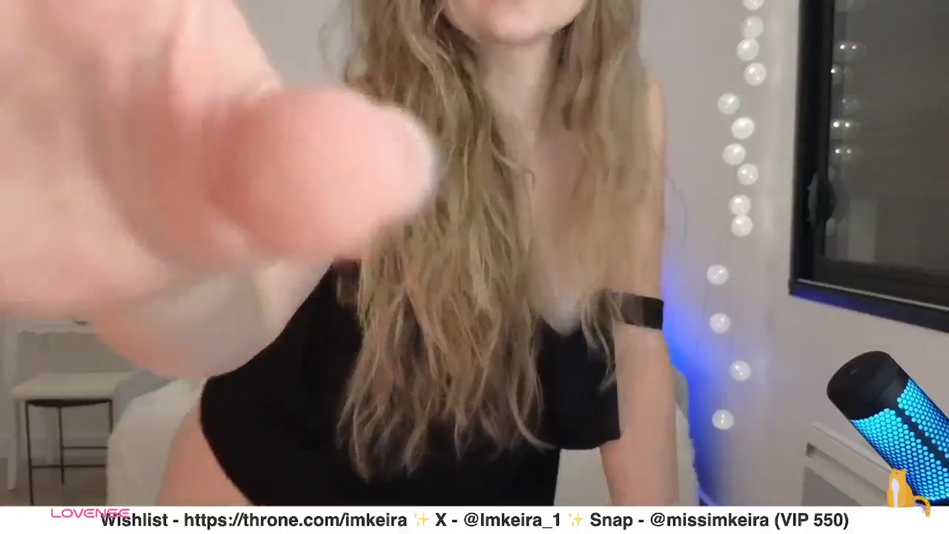Gallery image thumbnail from ImKeira's myfreecams stream on, 07/01/2025, 22:35 image 2 of 20