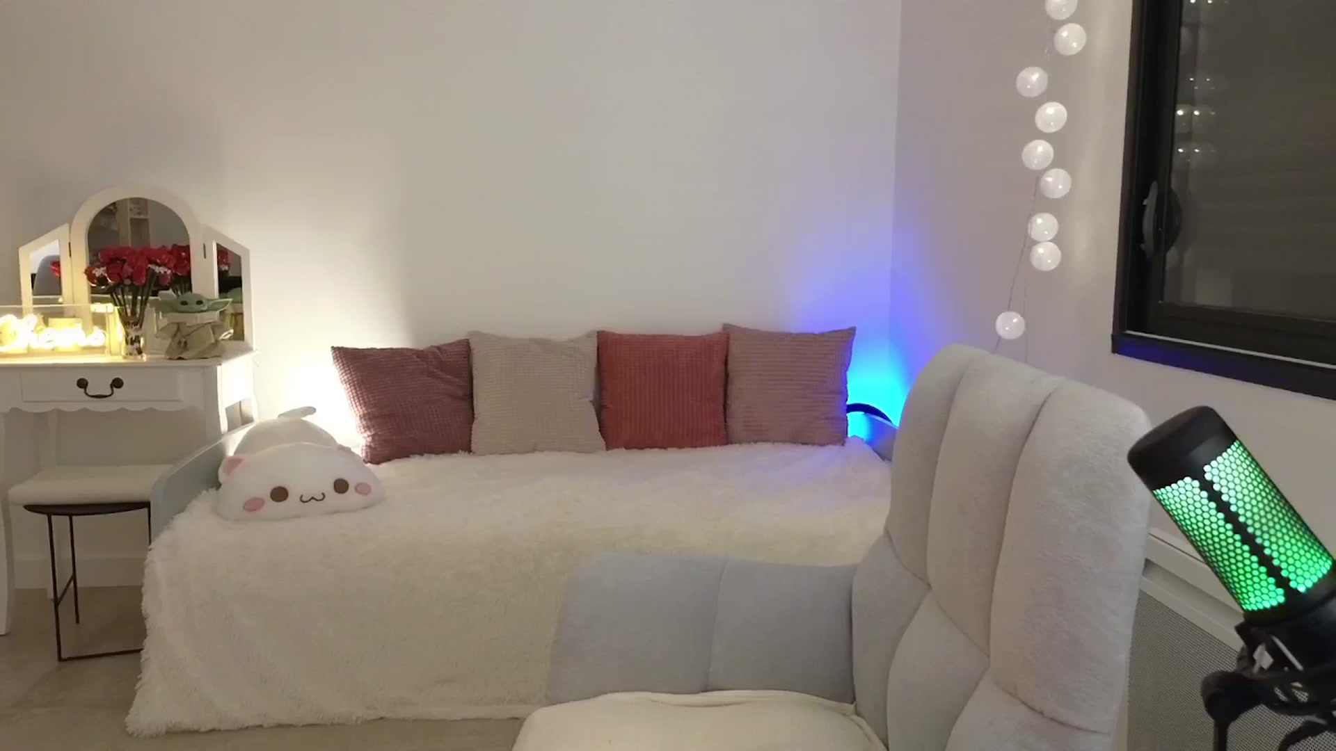 Gallery image thumbnail from ImKeira's myfreecams stream on, 07/08/2025, 20:30 image 15 of 20