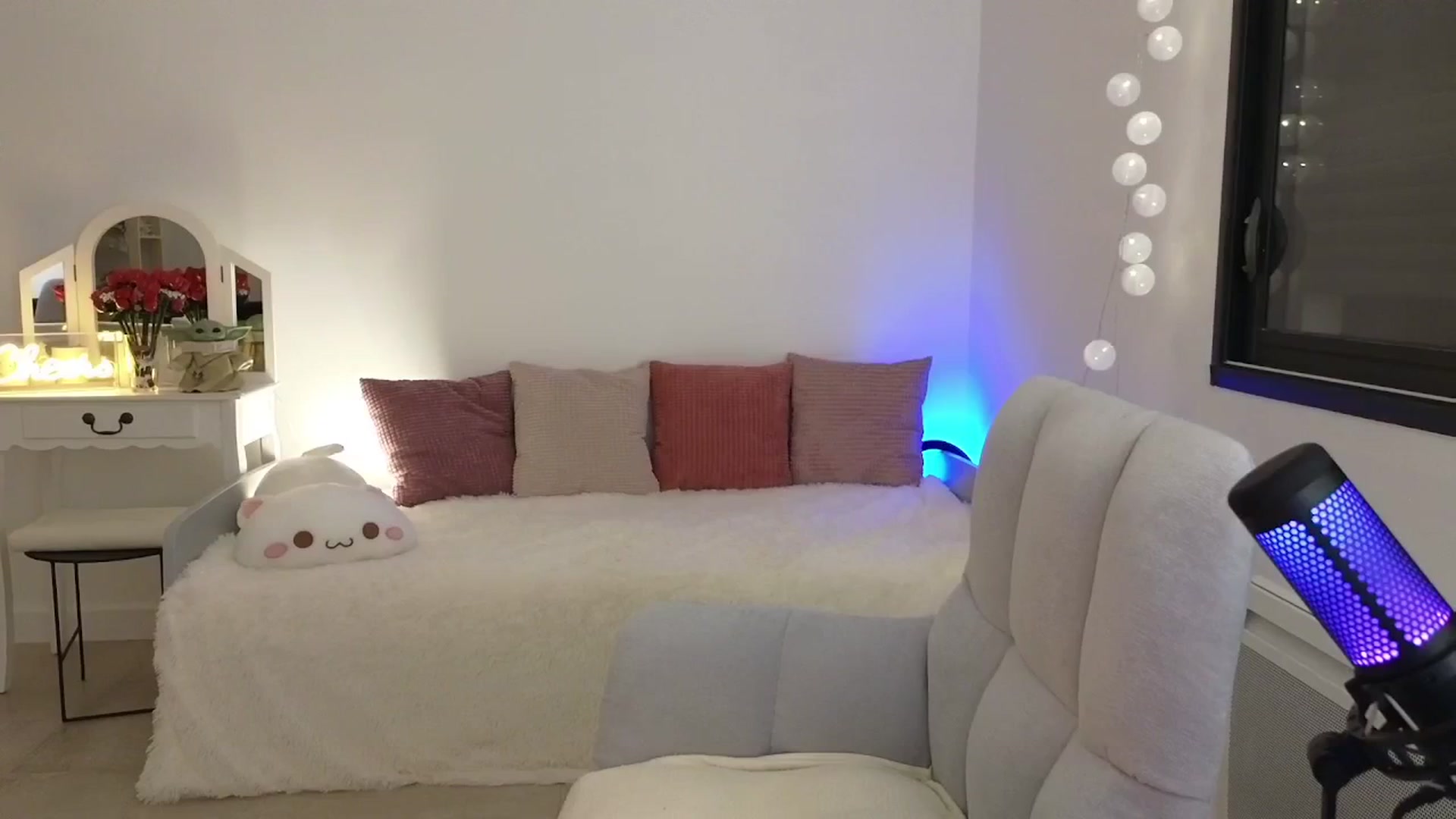 Gallery image thumbnail from ImKeira's myfreecams stream on, 07/08/2025, 20:30 image 16 of 20