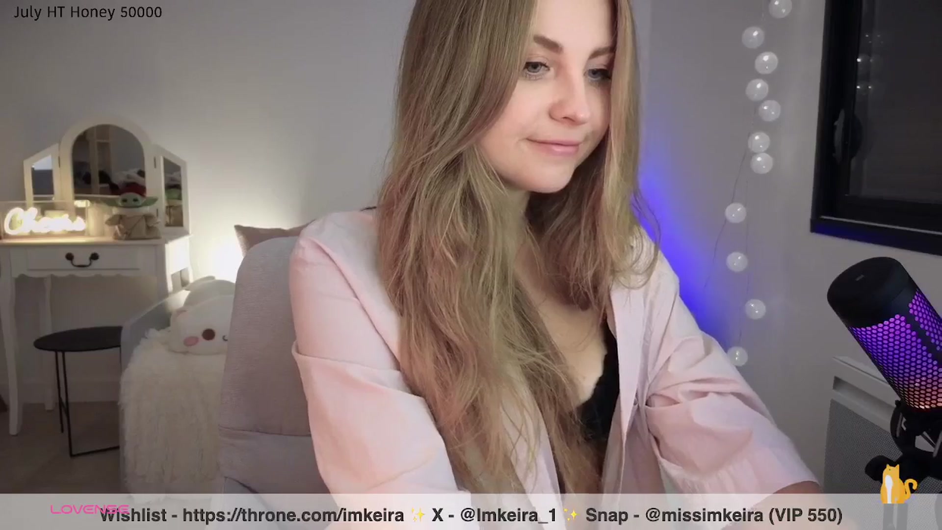 Gallery image thumbnail from ImKeira's myfreecams stream on, 07/30/2025, 23:06 image 7 of 20