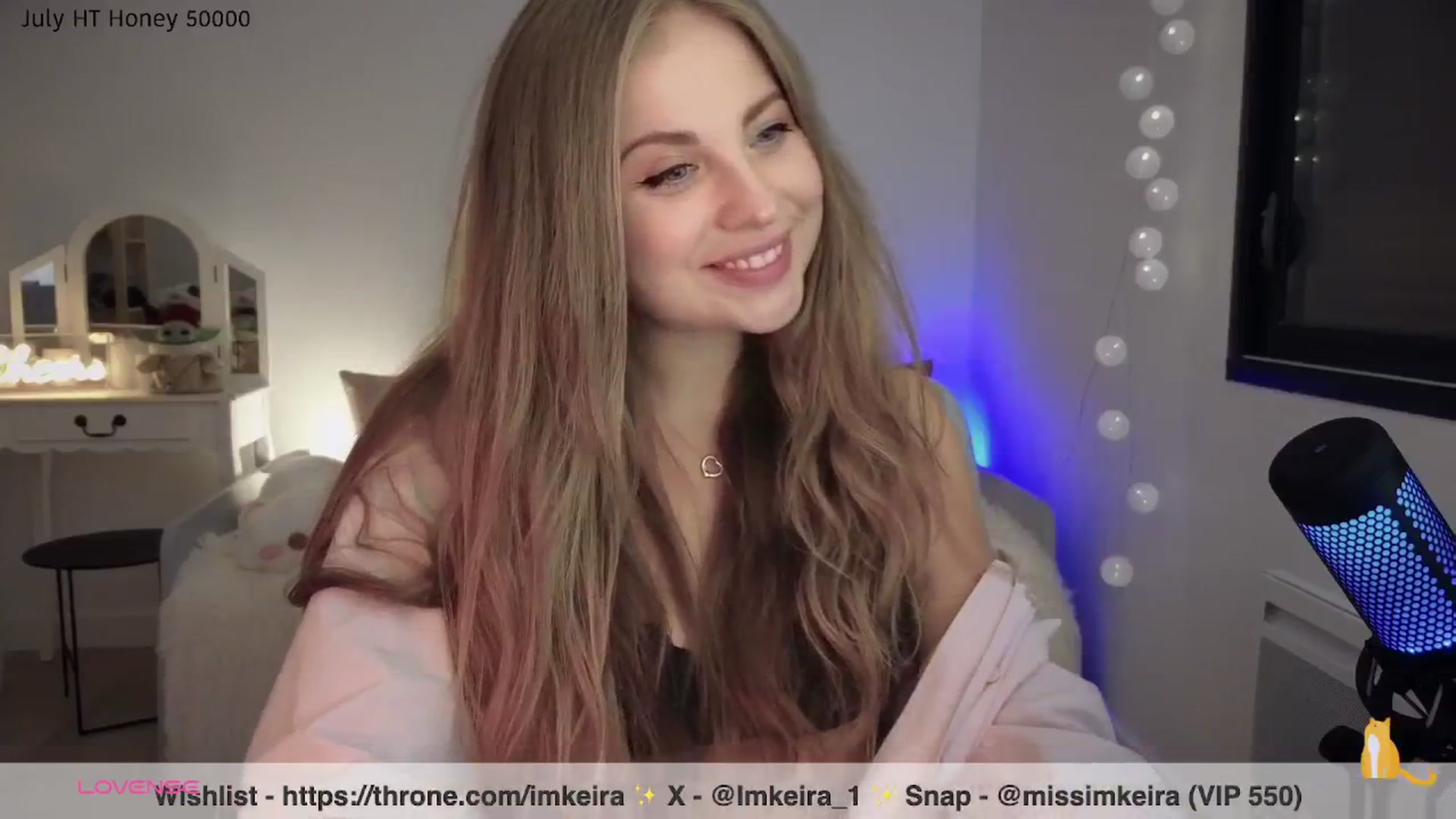 Gallery image thumbnail from ImKeira's myfreecams stream on, 07/30/2025, 23:06 image 15 of 20