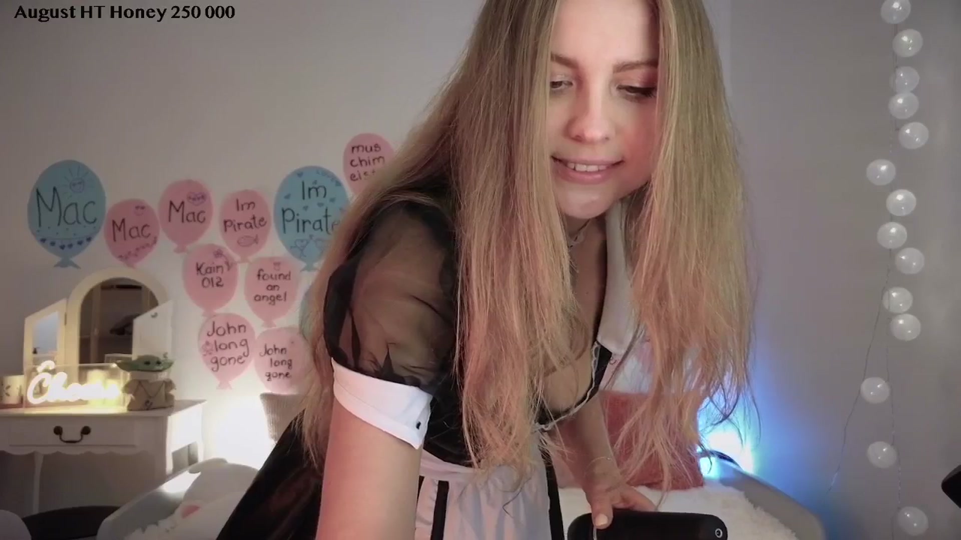Gallery image thumbnail from ImKeira's myfreecams stream on, 08/17/2025, 23:14 image 14 of 20