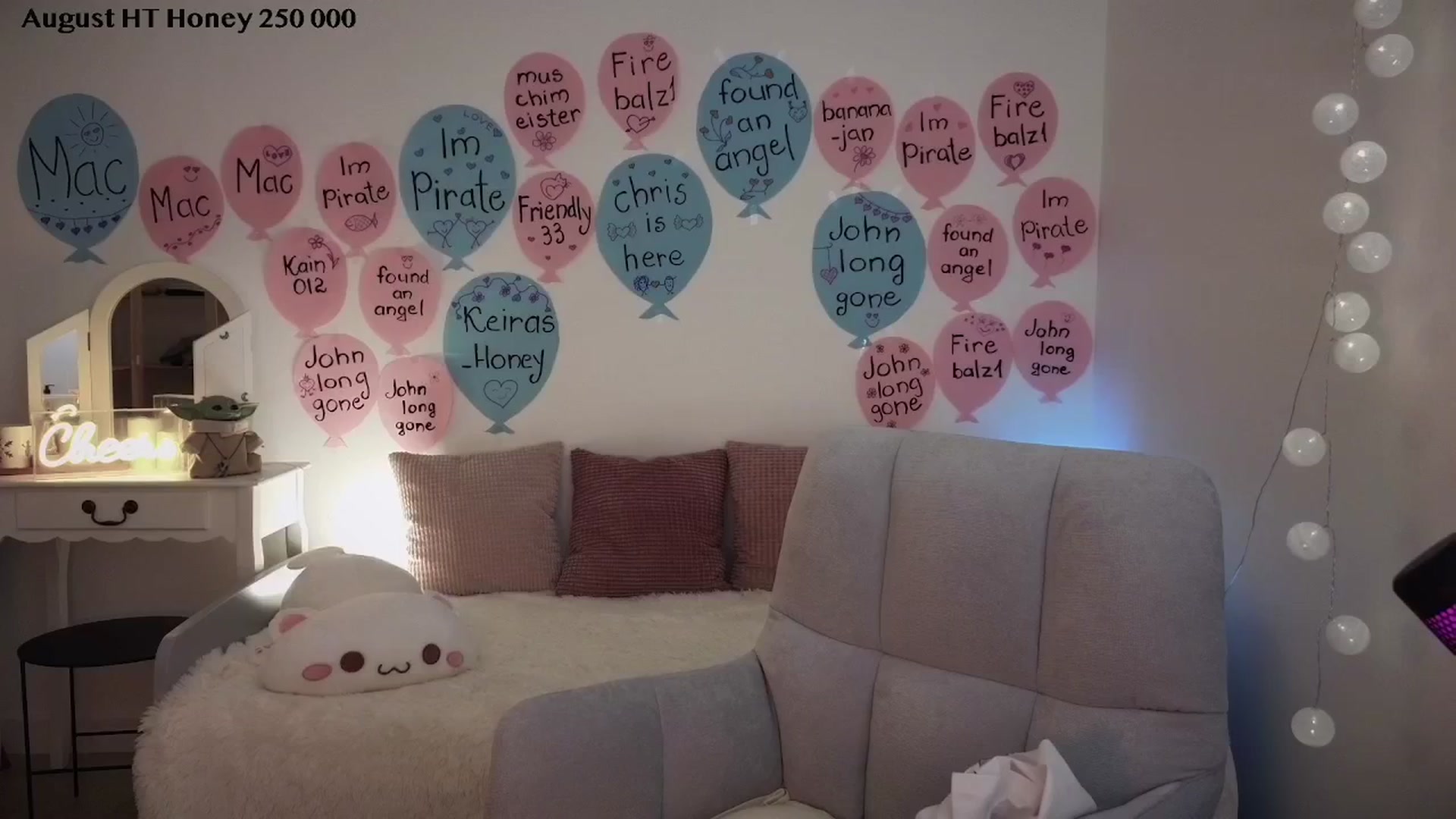 Gallery image thumbnail from ImKeira's myfreecams stream on, 08/17/2025, 23:14 image 19 of 20