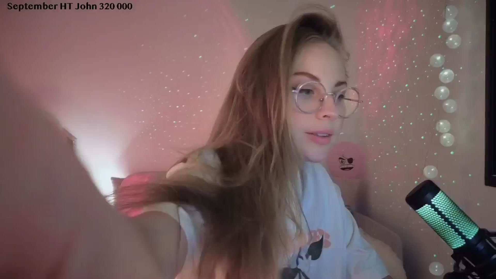 Gallery image thumbnail from ImKeira's myfreecams stream on, 09/08/2025, 21:35 image 7 of 20