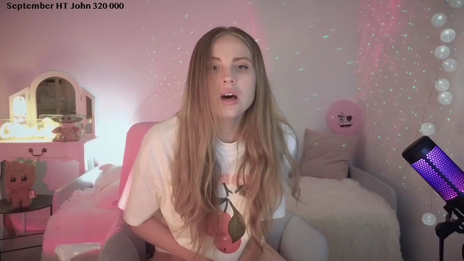 Gallery image thumbnail from ImKeira's myfreecams stream on, 09/08/2025, 21:35 image 6 of 20