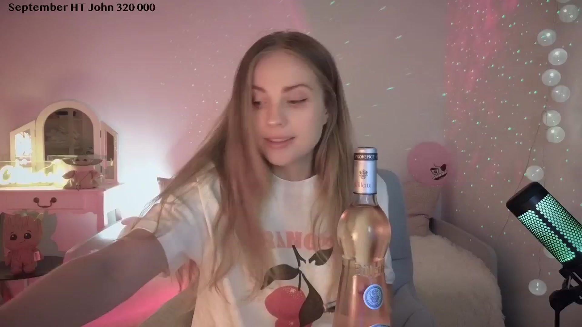 Gallery image thumbnail from ImKeira's myfreecams stream on, 09/08/2025, 21:35 image 3 of 20