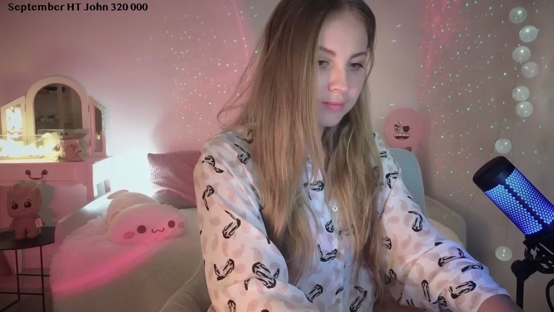 Gallery image thumbnail from ImKeira's myfreecams stream on, 09/11/2025, 21:56 image 4 of 20
