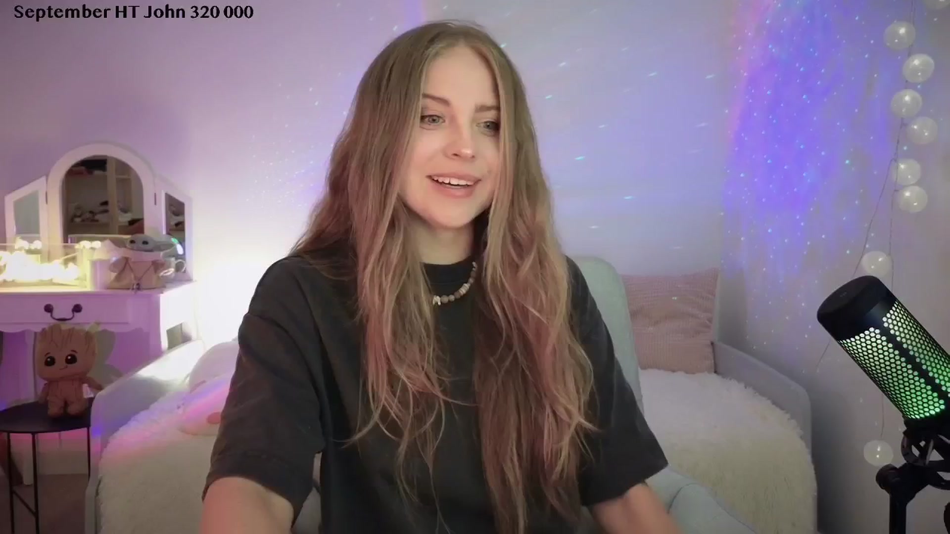 Gallery image thumbnail from ImKeira's myfreecams stream on, 09/25/2025, 22:09 image 2 of 20