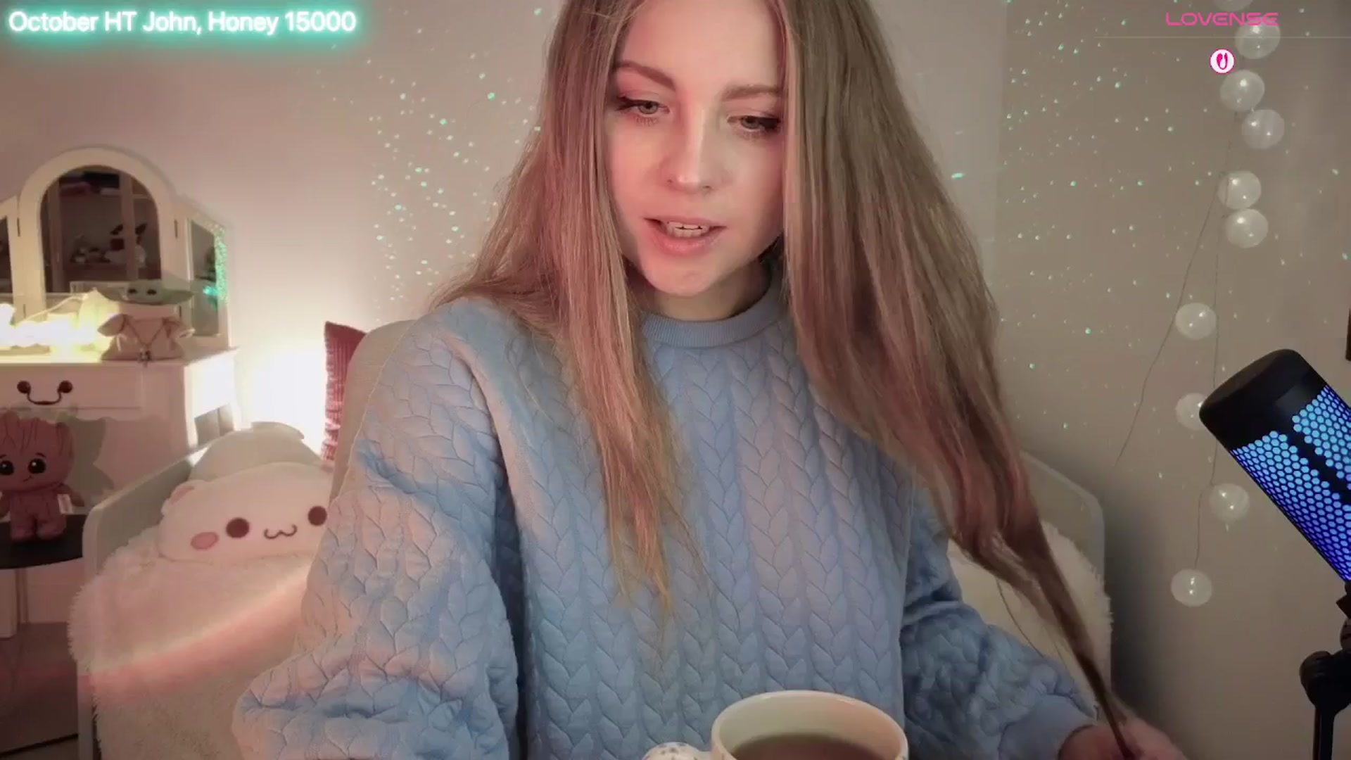 Gallery image thumbnail from ImKeira's myfreecams stream on, 10/05/2025, 21:54 image 6 of 20