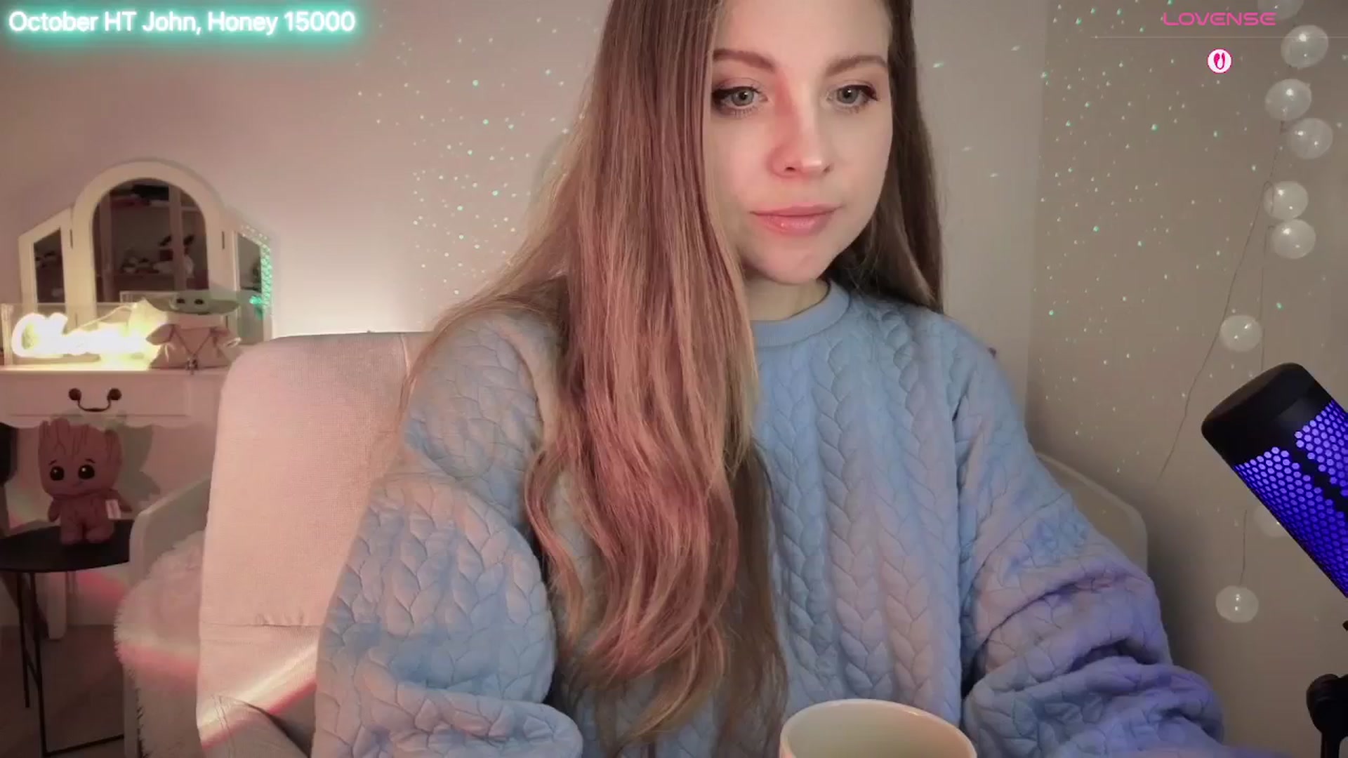 Gallery image thumbnail from ImKeira's myfreecams stream on, 10/05/2025, 21:54 image 10 of 20