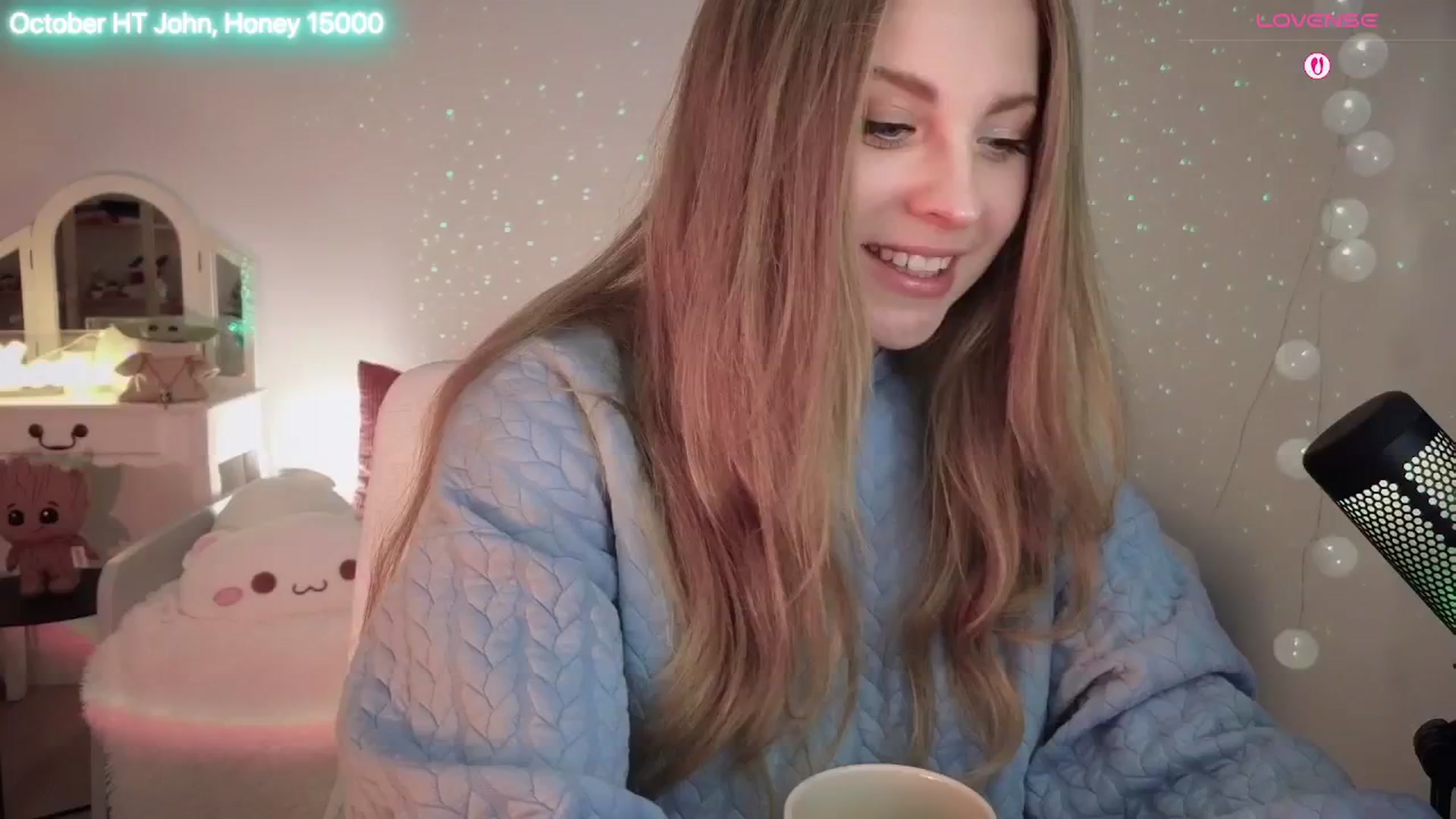 Gallery image thumbnail from ImKeira's myfreecams stream on, 10/05/2025, 21:54 image 8 of 20