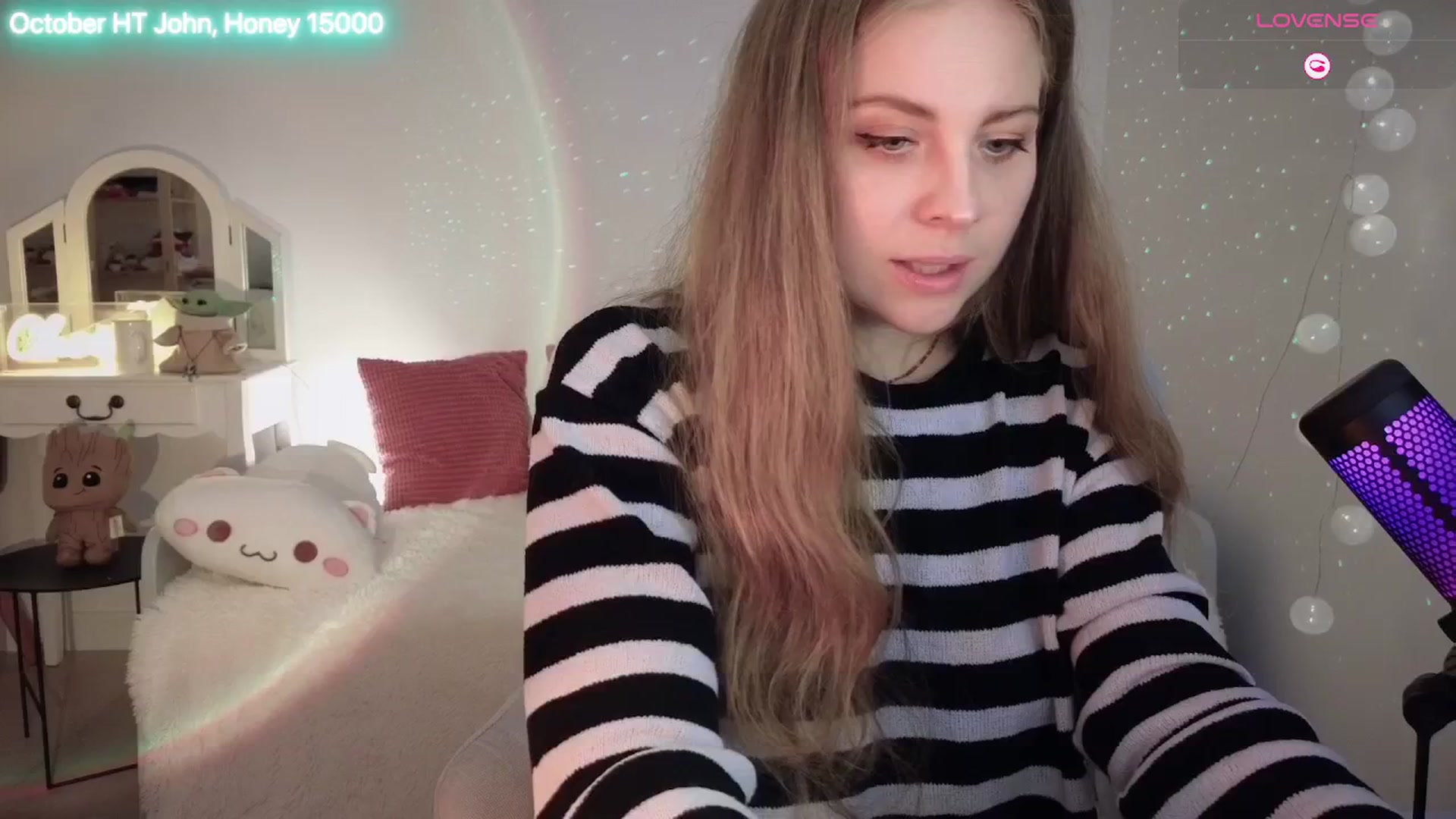Gallery image thumbnail from ImKeira's myfreecams stream on, 10/10/2025, 22:32 image 6 of 20