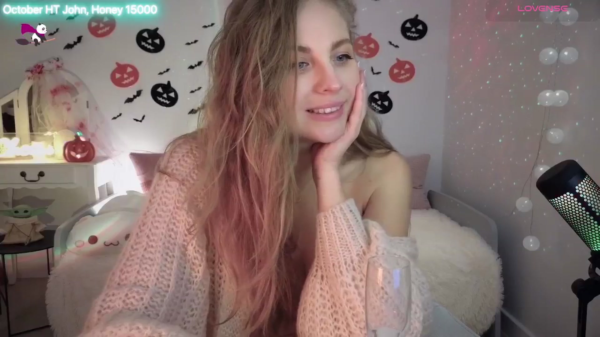 Gallery image thumbnail from ImKeira's myfreecams stream on, 10/18/2025, 20:34 image 16 of 20