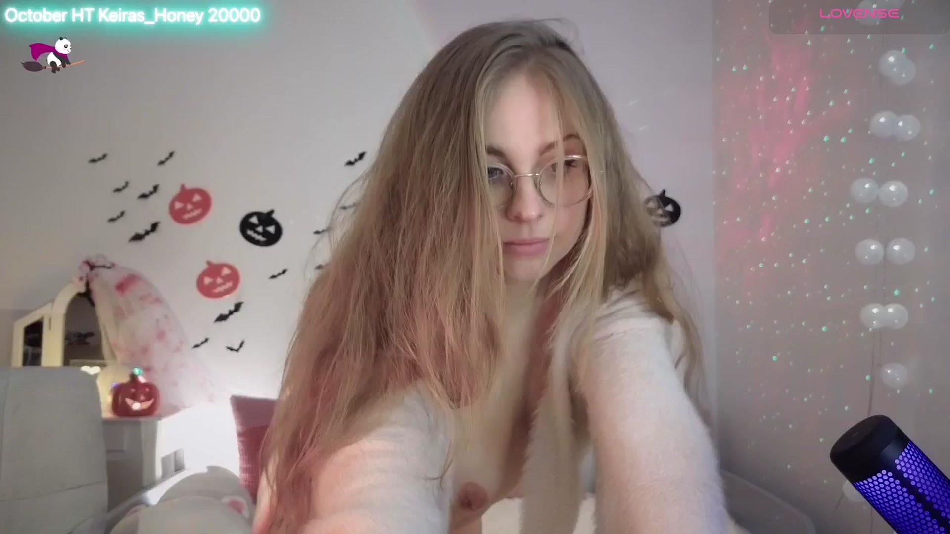 Gallery image thumbnail from ImKeira's myfreecams stream on, 10/20/2025, 22:32 image 3 of 20