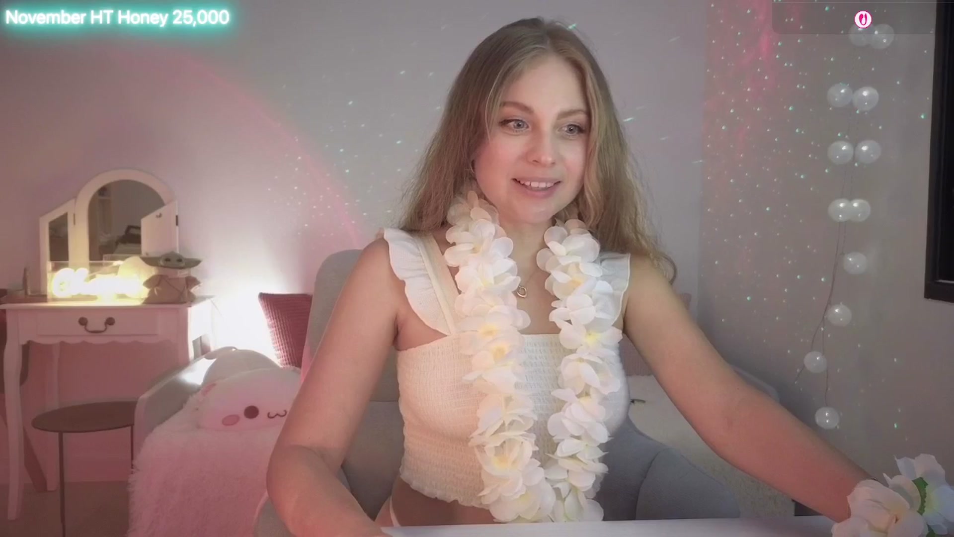 Gallery image thumbnail from ImKeira's myfreecams stream on, 11/15/2025, 19:48 image 13 of 20