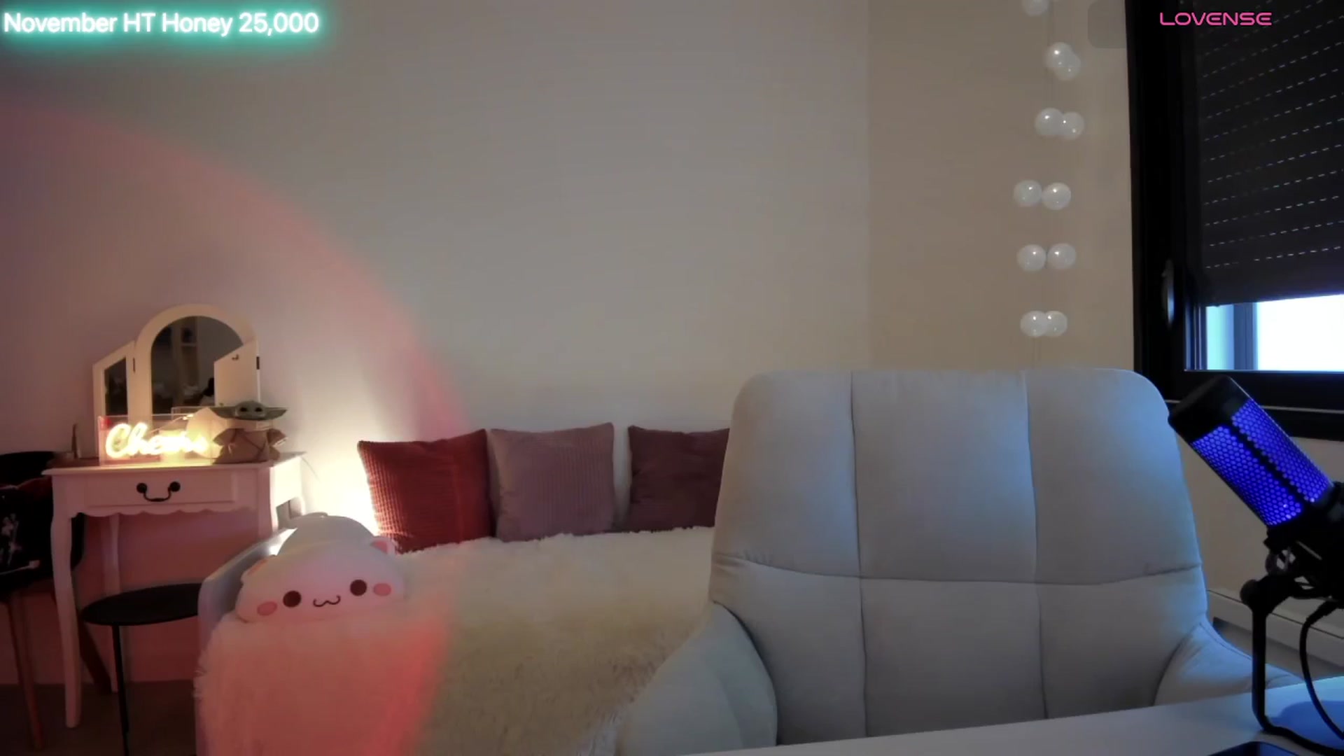 Gallery image thumbnail from ImKeira's myfreecams stream on, 11/16/2025, 11:05 image 3 of 20