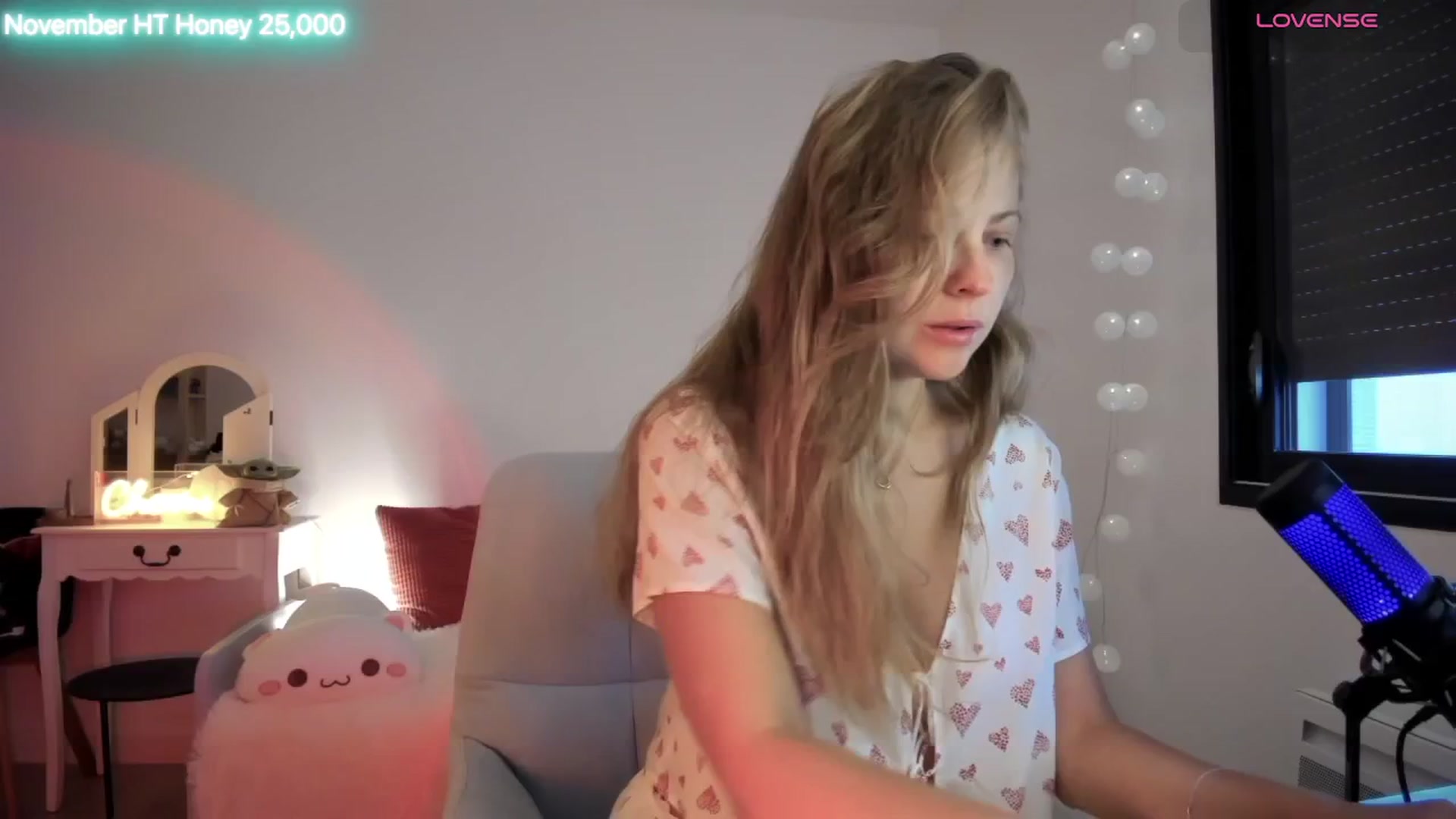 Gallery image thumbnail from ImKeira's myfreecams stream on, 11/16/2025, 11:05 image 1 of 20