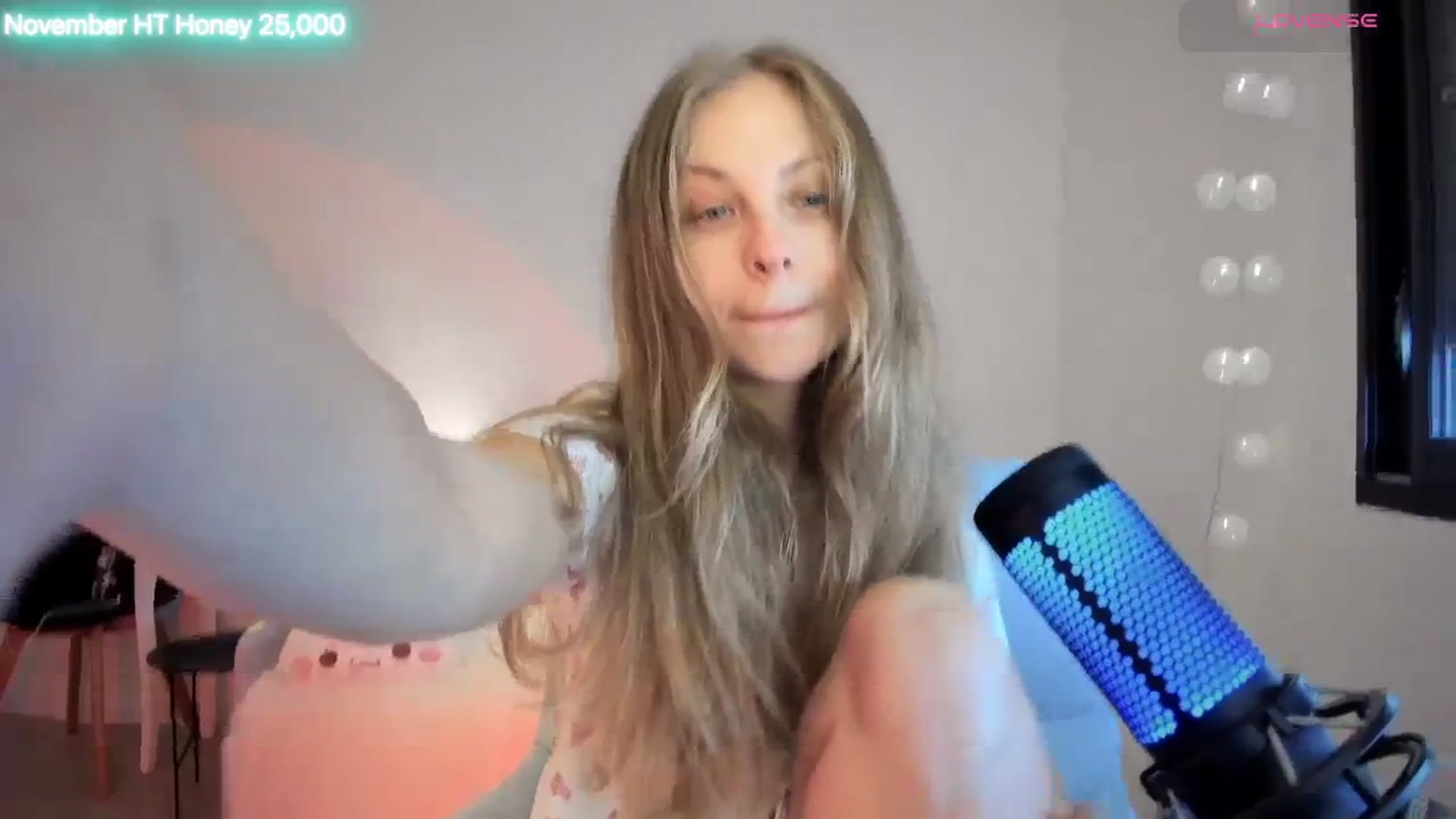 Gallery image thumbnail from ImKeira's myfreecams stream on, 11/16/2025, 11:05 image 18 of 20